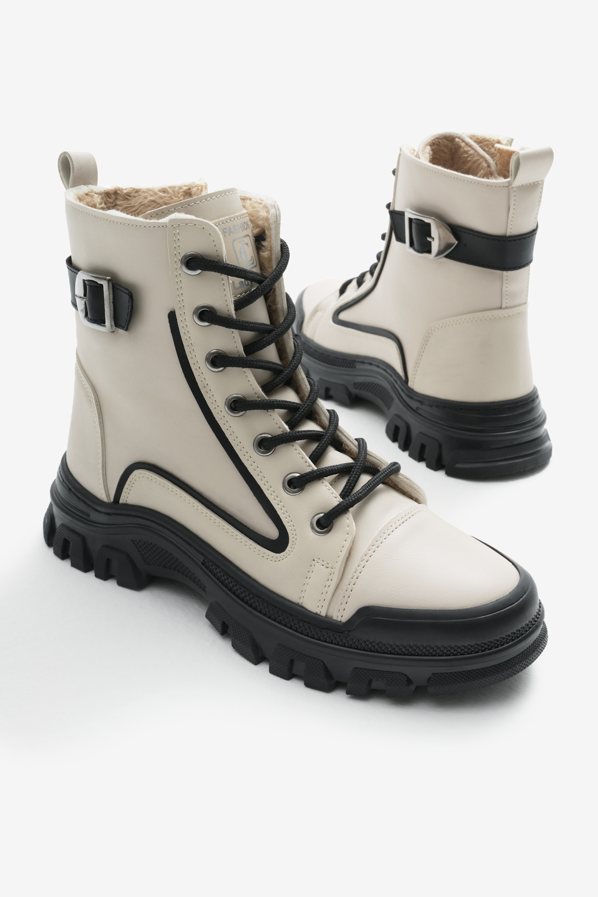 Kadın Bej Cilt Termo Taban Yanı Tokalı Bağcıklı ve Fermuarlı Bot - Görsel 4