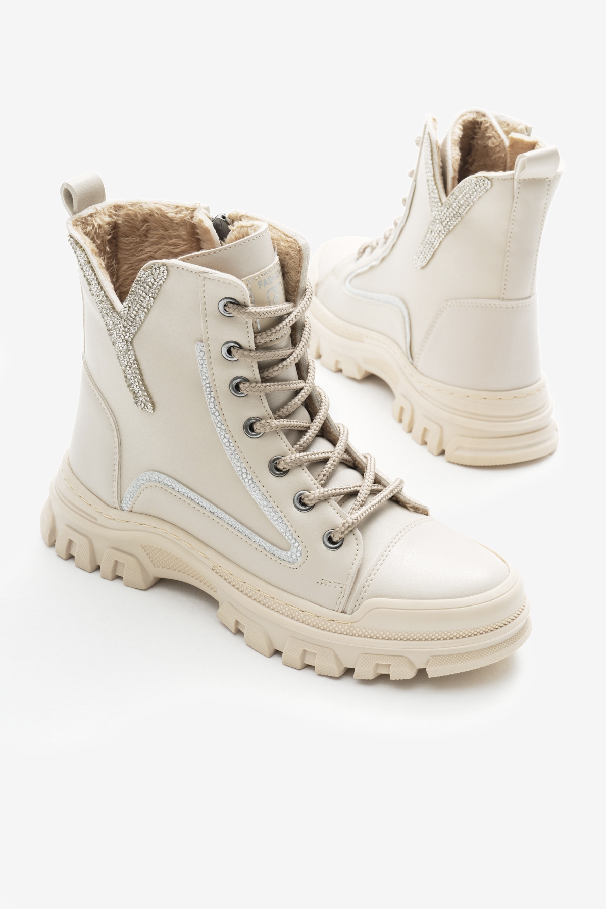 Kadın Bej Cilt Termo Taban Desenli Bağcıklı ve Fermuarlı Bot - Görsel 4