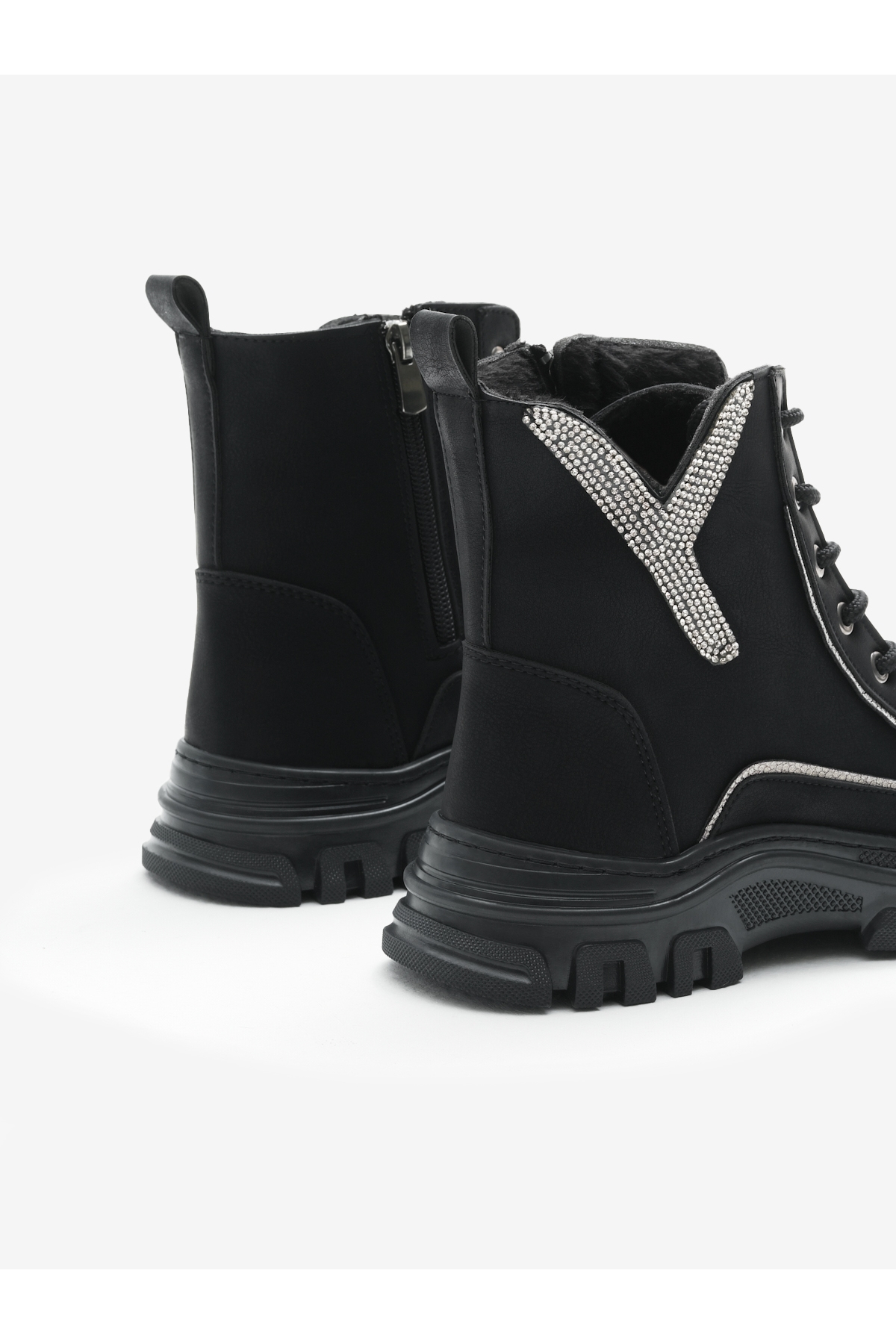 Kadın Siyah Mat Termo Taban Desenli Bağcıklı ve Fermuarlı Bot - Görsel 6