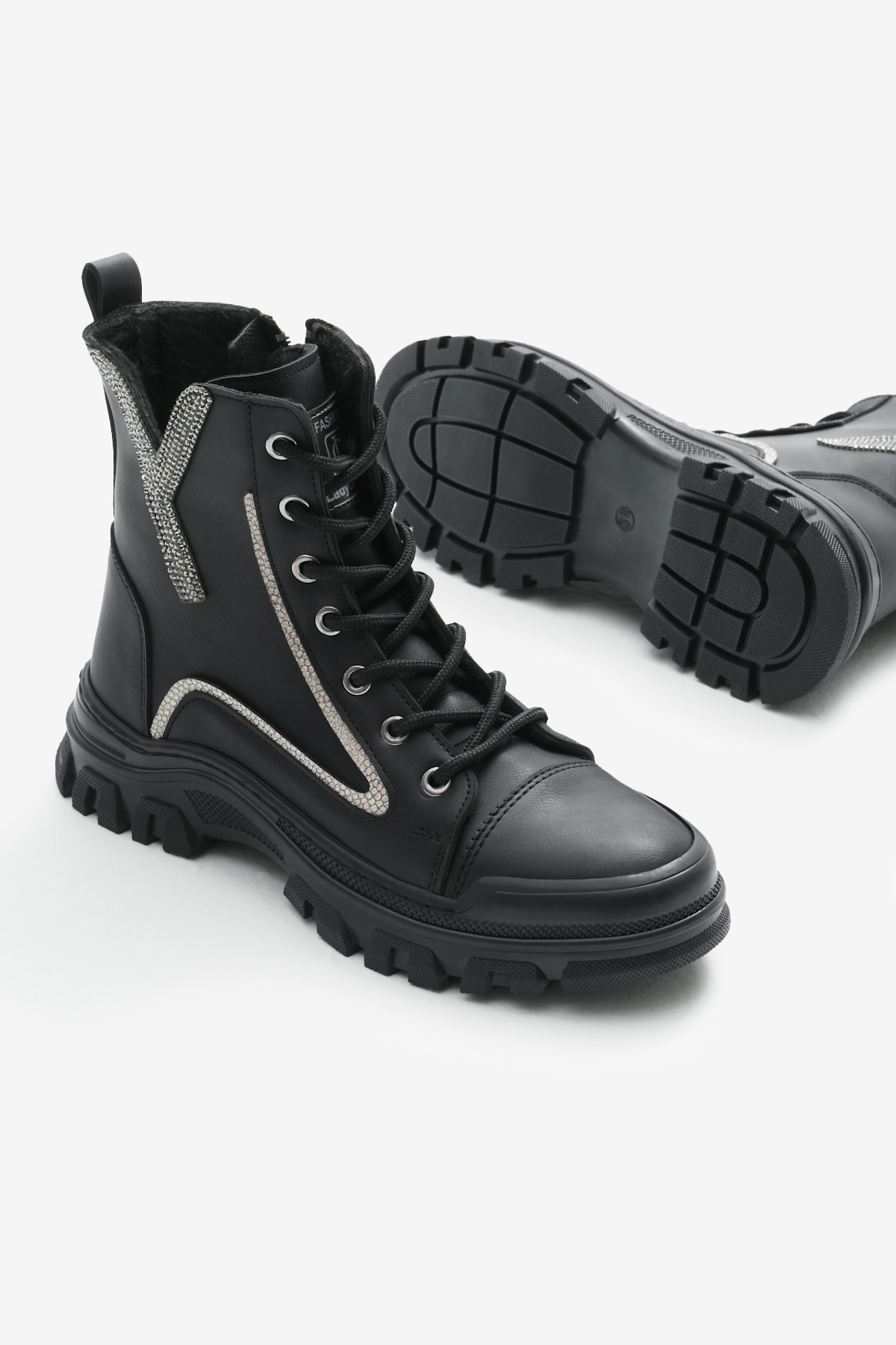 Kadın Siyah Cilt Termo Taban Desenli Bağcıklı ve Fermuarlı Bot - Görsel 5
