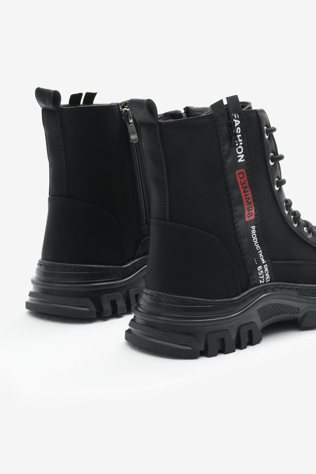 Kadın Siyah Mat Termo Taban Yanı Şerit Yazılı Bağcıklı ve Fermuarlı Bot - Görsel 6