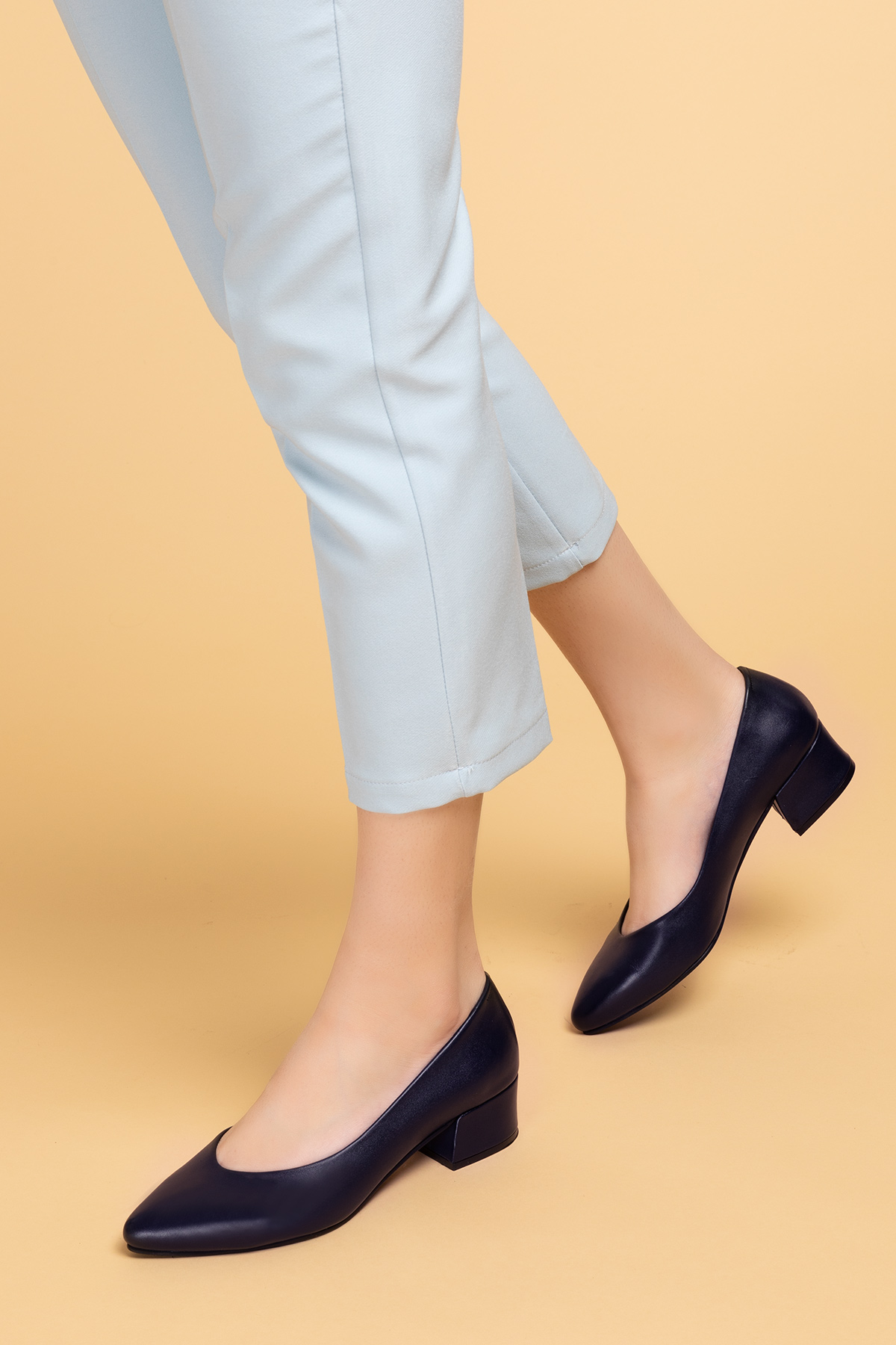 Gondol Kadın Hakiki Deri Topuklu Hostes Ayakkabısı şhn.801 - Görsel 3