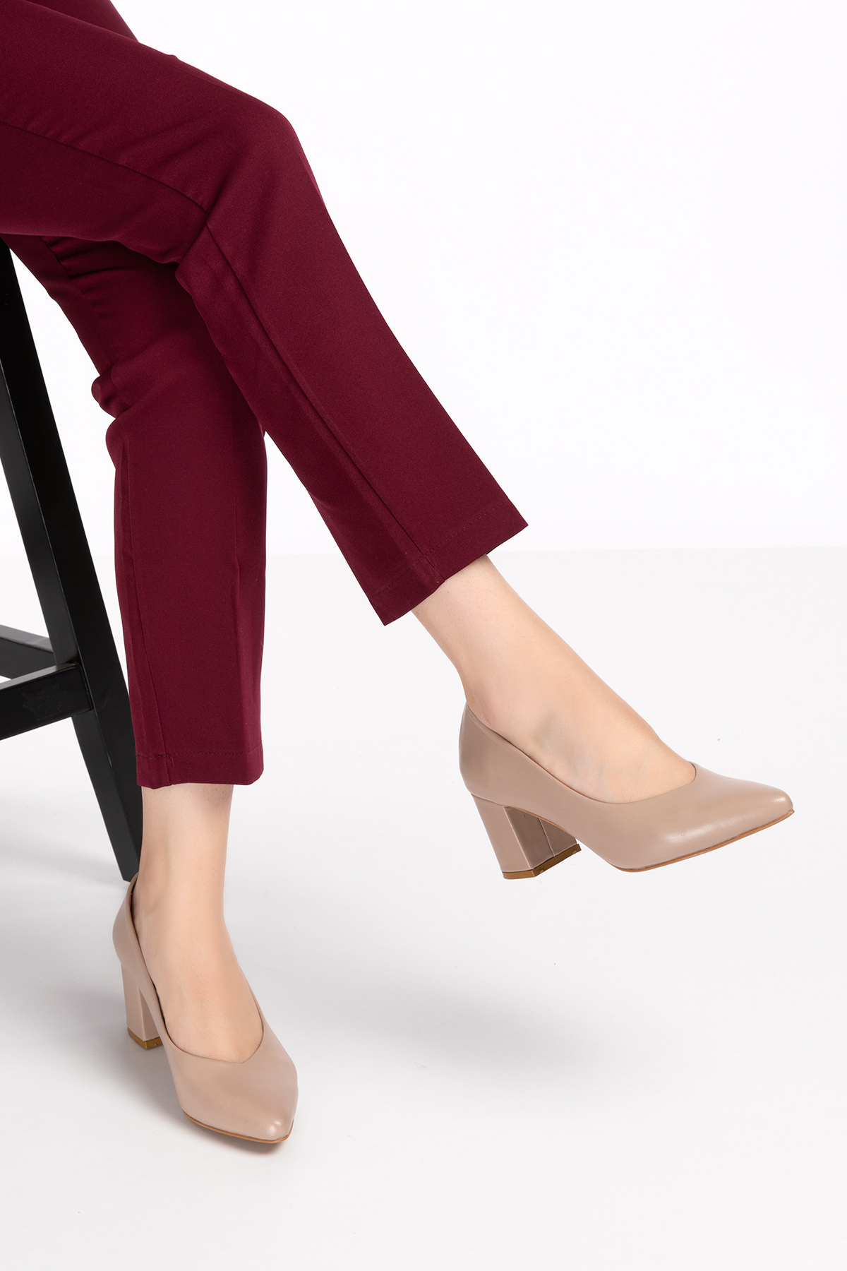 Gondol Kadın Hakiki Deri Klasik Topuklu Ayakkabı şhn.1930 - Görsel 2