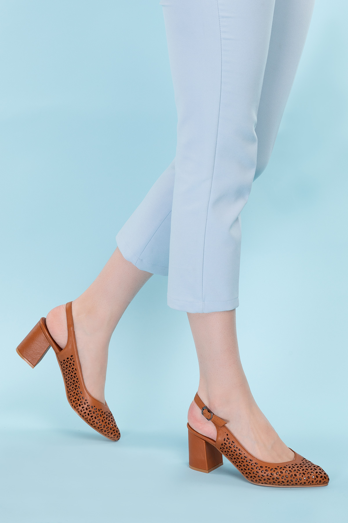 Gondol Hakiki Deri Lazer Kesim Şık Topuklu Ayakkabı şhn.876 - Görsel 4