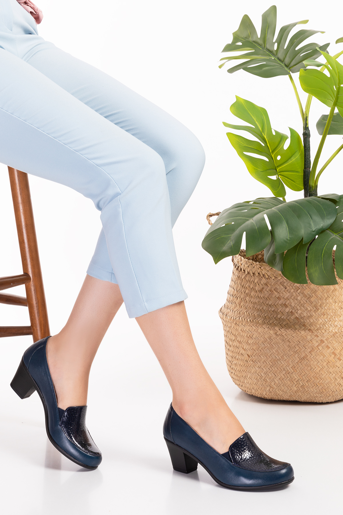 Gondol Hakiki Deri Rahat Klasik Topuklu Ayakkabı vdt.206 - Görsel 3