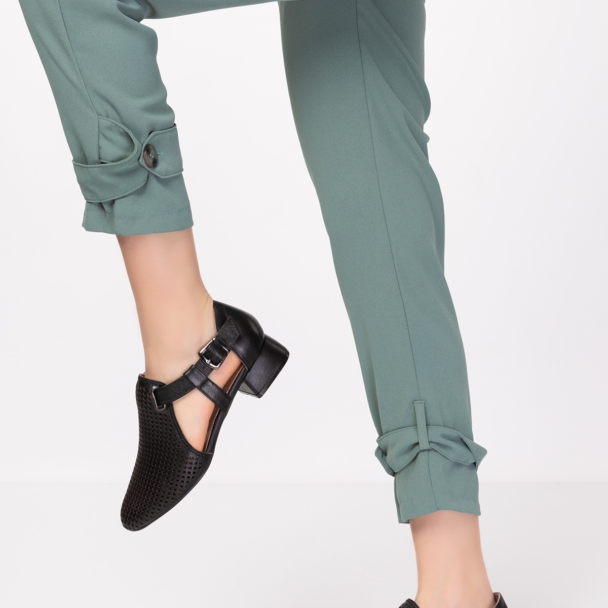 Gondol Kadın Hakiki Deri Lazer Kesim Topuklu Ayakkabı ast.6400 - Görsel 4