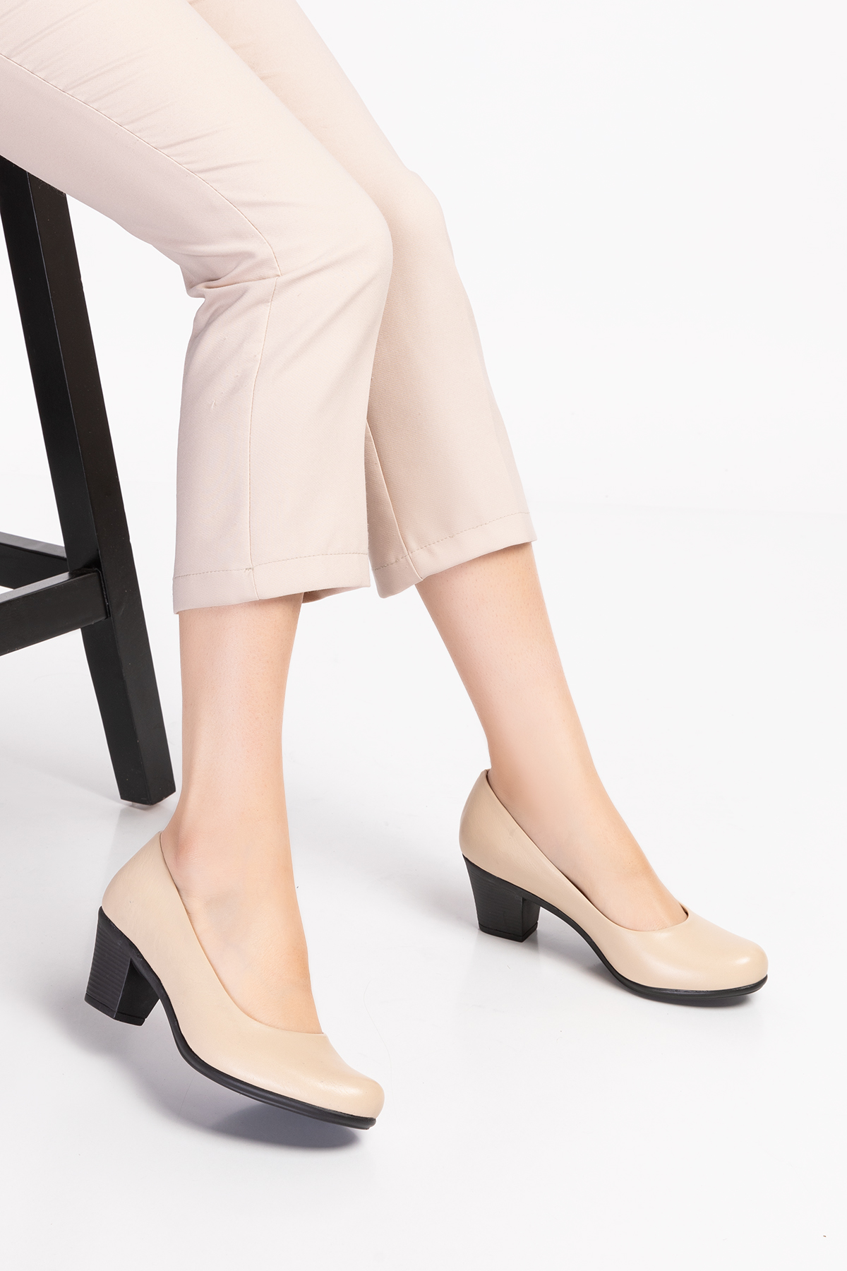 Gondol Hakiki Deri Klasik Orta Boy Topuklu Ayakkabı Vdt.200 - Görsel 2