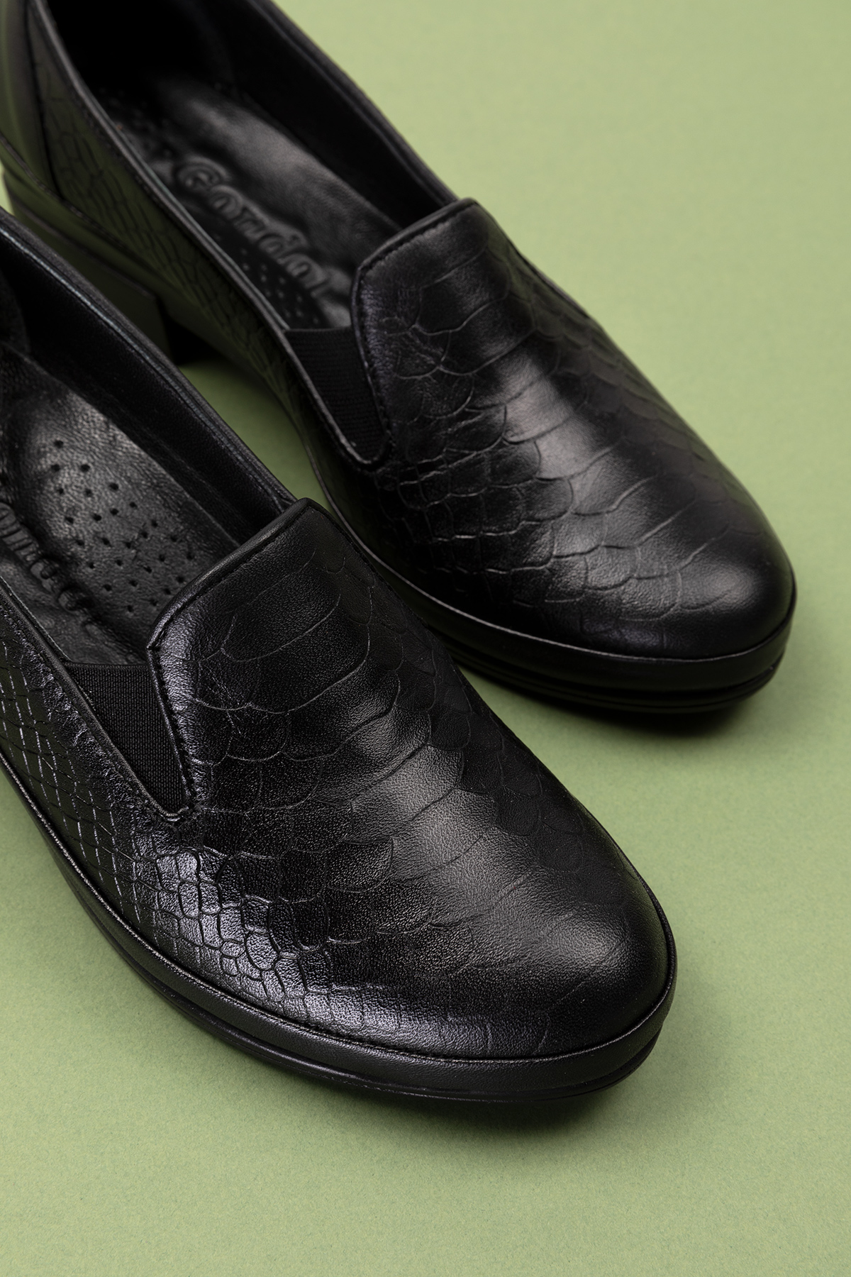 Gondol Hakiki Deri Kısa Topuklu Lastik Detaylı Ayakkabı msa.65 - Görsel 4