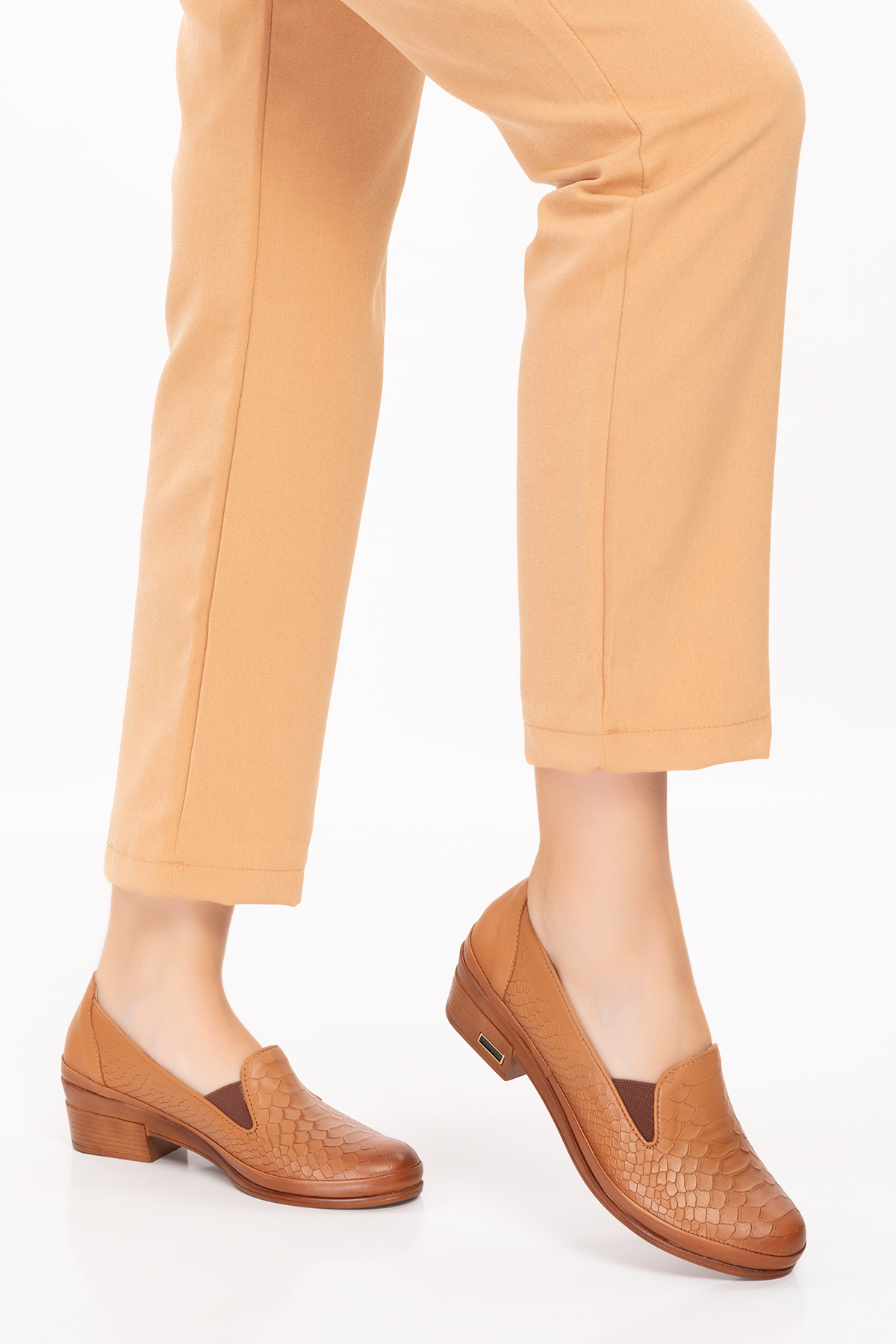 Gondol Hakiki Deri Kısa Topuklu Lastik Detaylı Ayakkabı msa.65 - Görsel 2