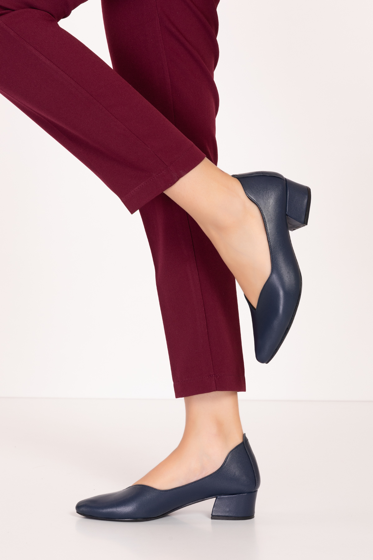 Gondol Hakiki Deri Klasik Topuklu Şık Ayakkabı şhn.1068 - Görsel 6