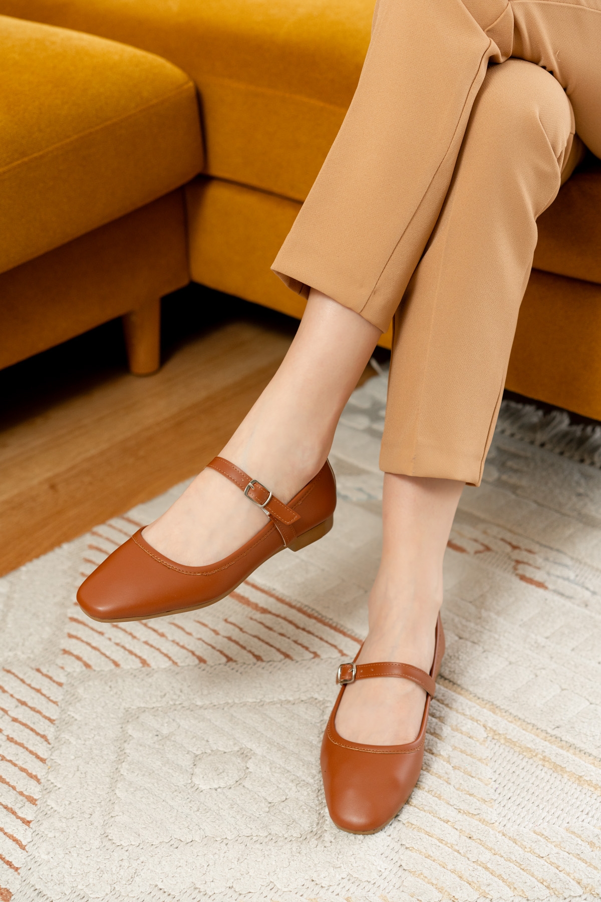 Latte Taba ( 1 cm Topuklu ) Baretli Yuvarlık Burun Babet - Görsel 6