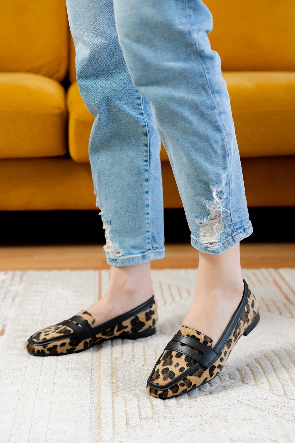 Fava Leopar ( 1 cm Topuklu ) Küt Burunlu Burun Babet - Görsel 4