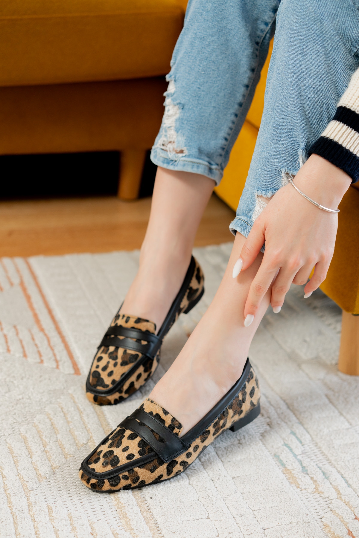 Fava Leopar ( 1 cm Topuklu ) Küt Burunlu Burun Babet - Görsel 5