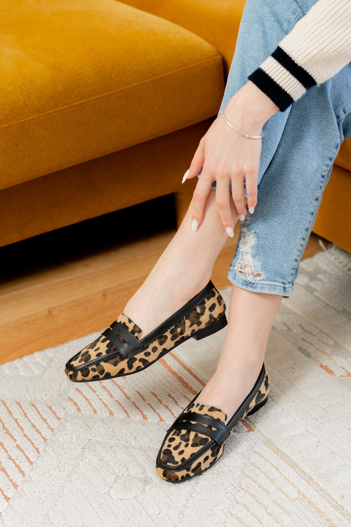 Fava Leopar ( 1 cm Topuklu ) Küt Burunlu Burun Babet - Görsel 7