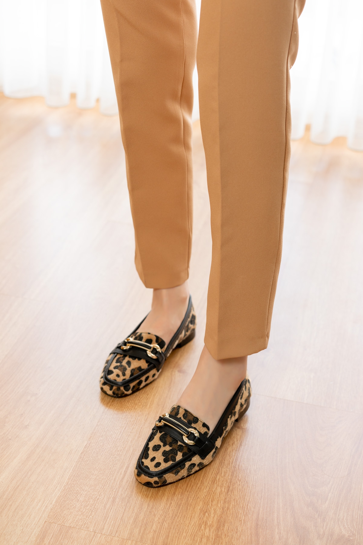 Fabri Leopar ( 1 cm Topuklu ) Küt Burunlu Burun Babet - Görsel 5