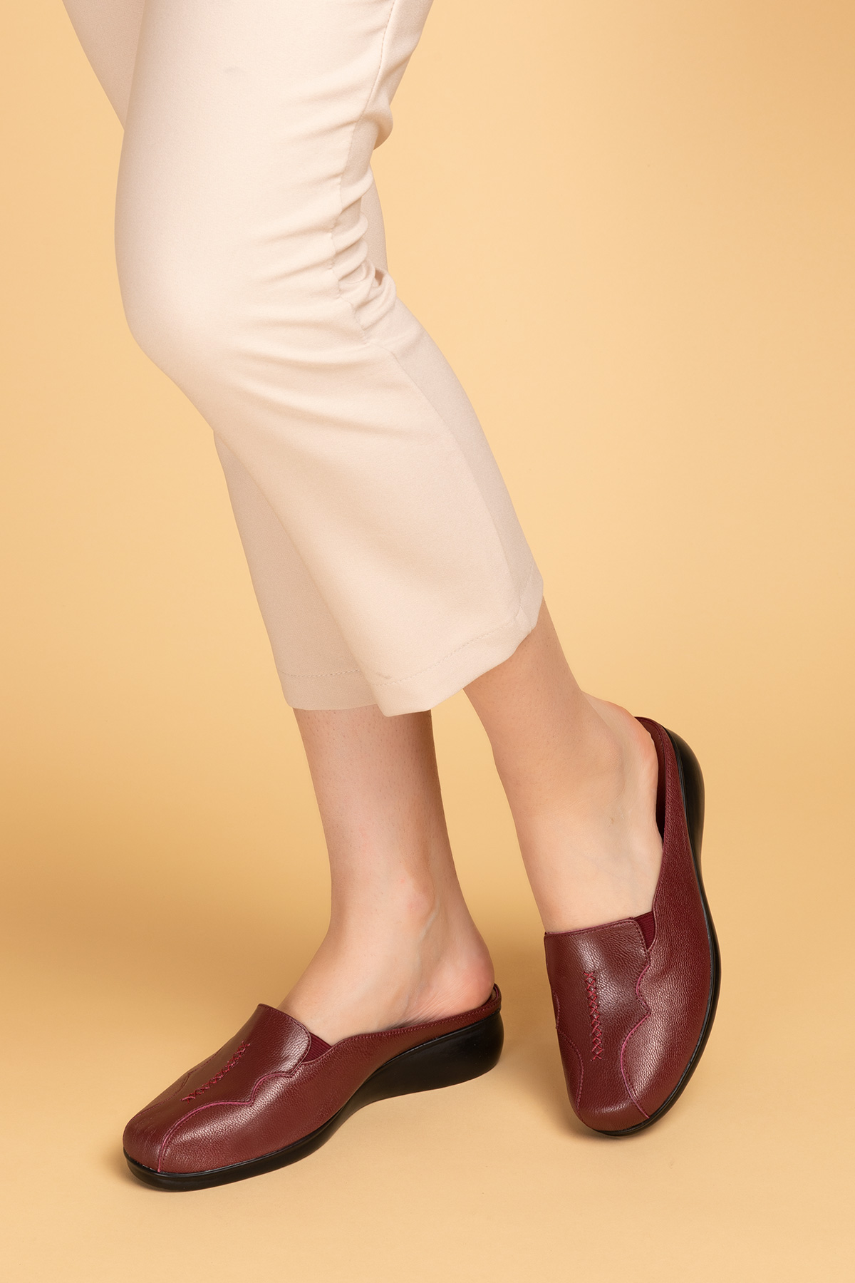 Gondol Hakiki Deri Ev Terliği ÖZL.324 - Görsel 3