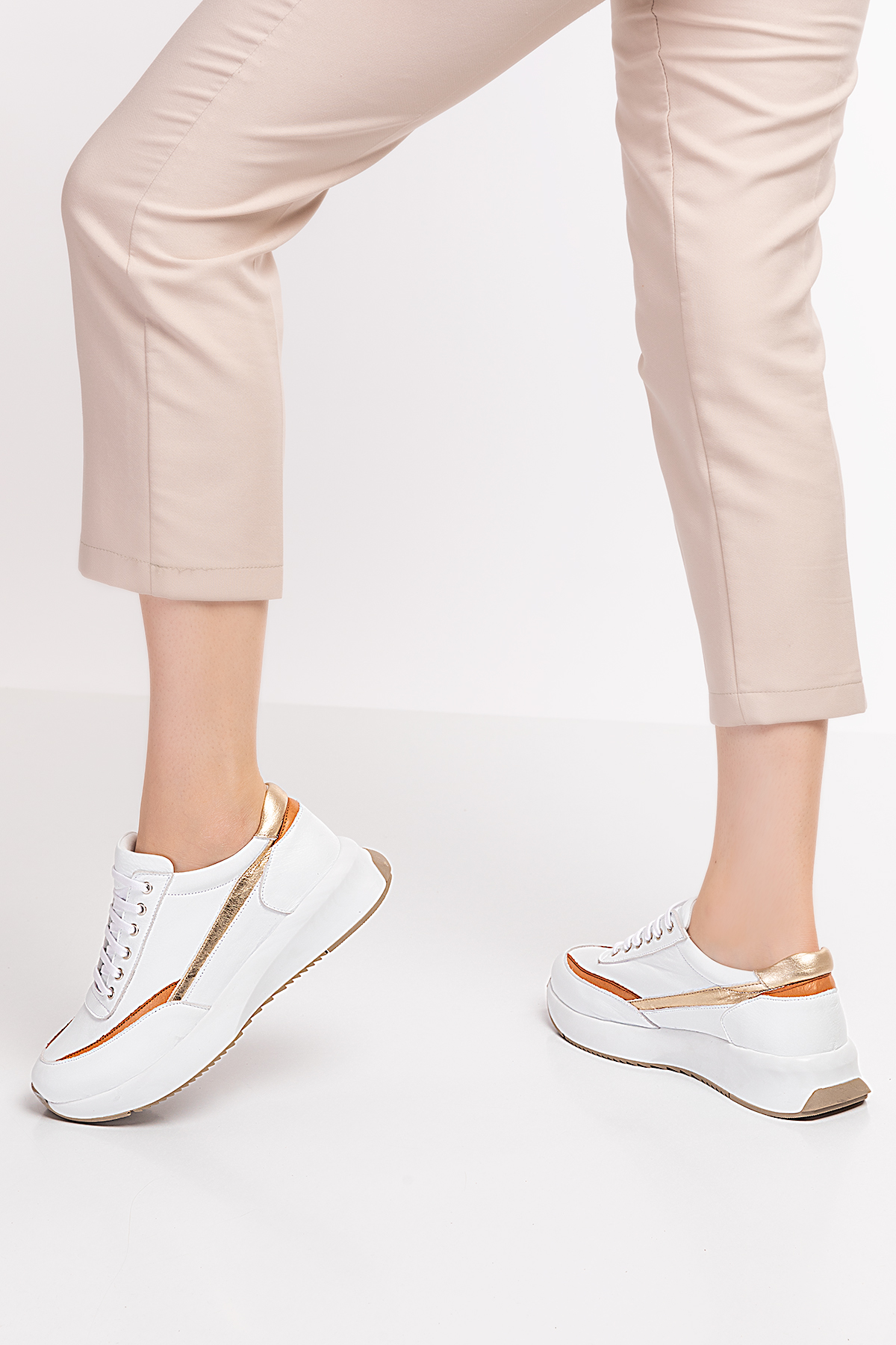 Gondol Içi Dışı Hakiki Deri Anatomik Taban Spor Ayakkabı gndl.562 - Görsel 4