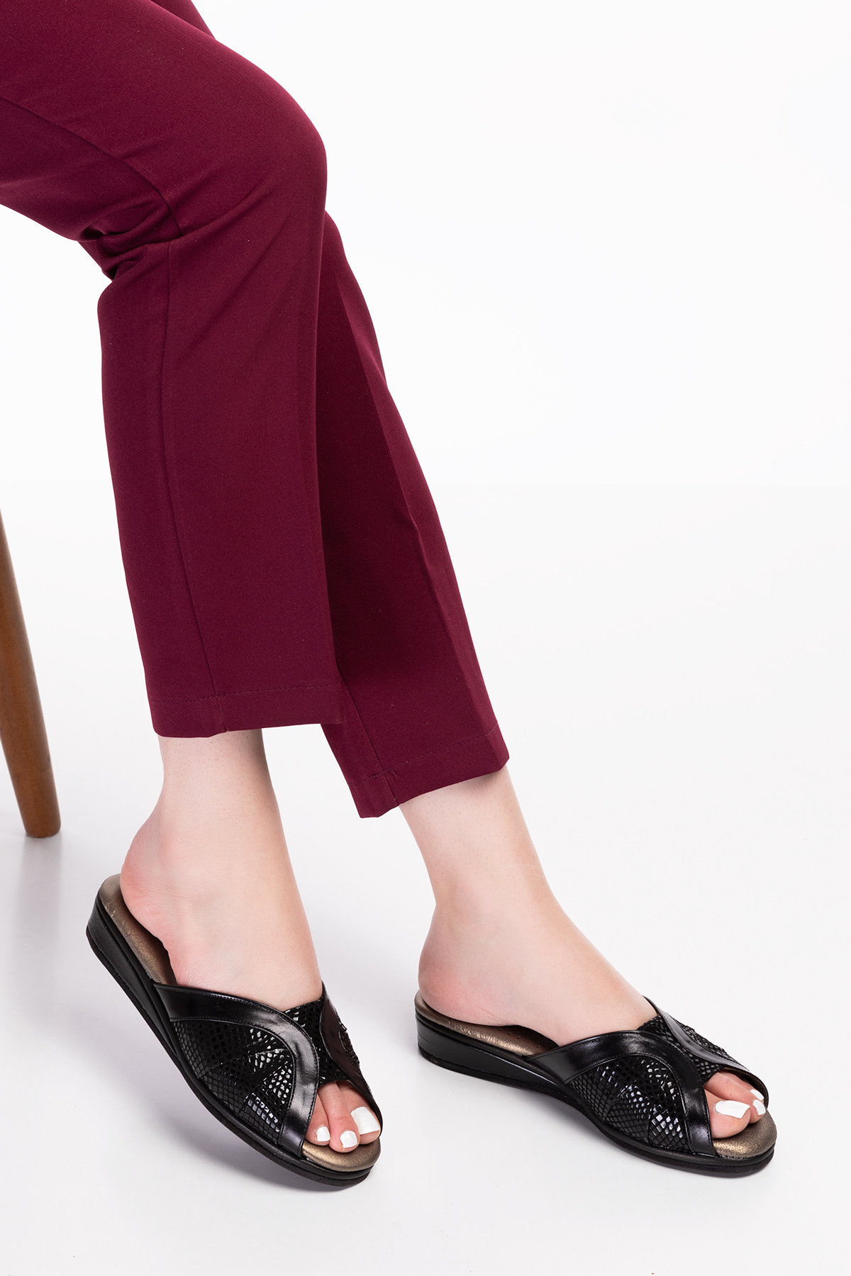 Gondol Kadın Hakiki Deri Şık Rahat Ev Terliği kayaş.038 - Görsel 4