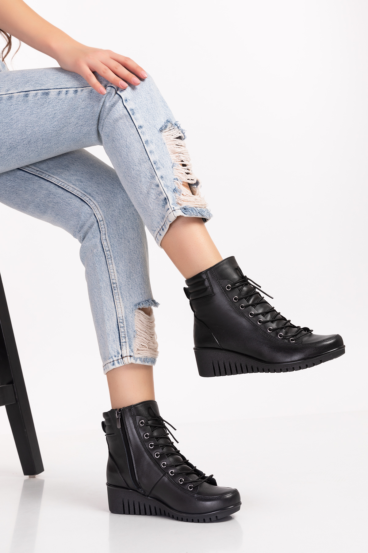 Gondol Kadın Hakiki Deri Kaymaz Dolgu Topuk Fermuarlı Bot esfa.2451 - Görsel 2