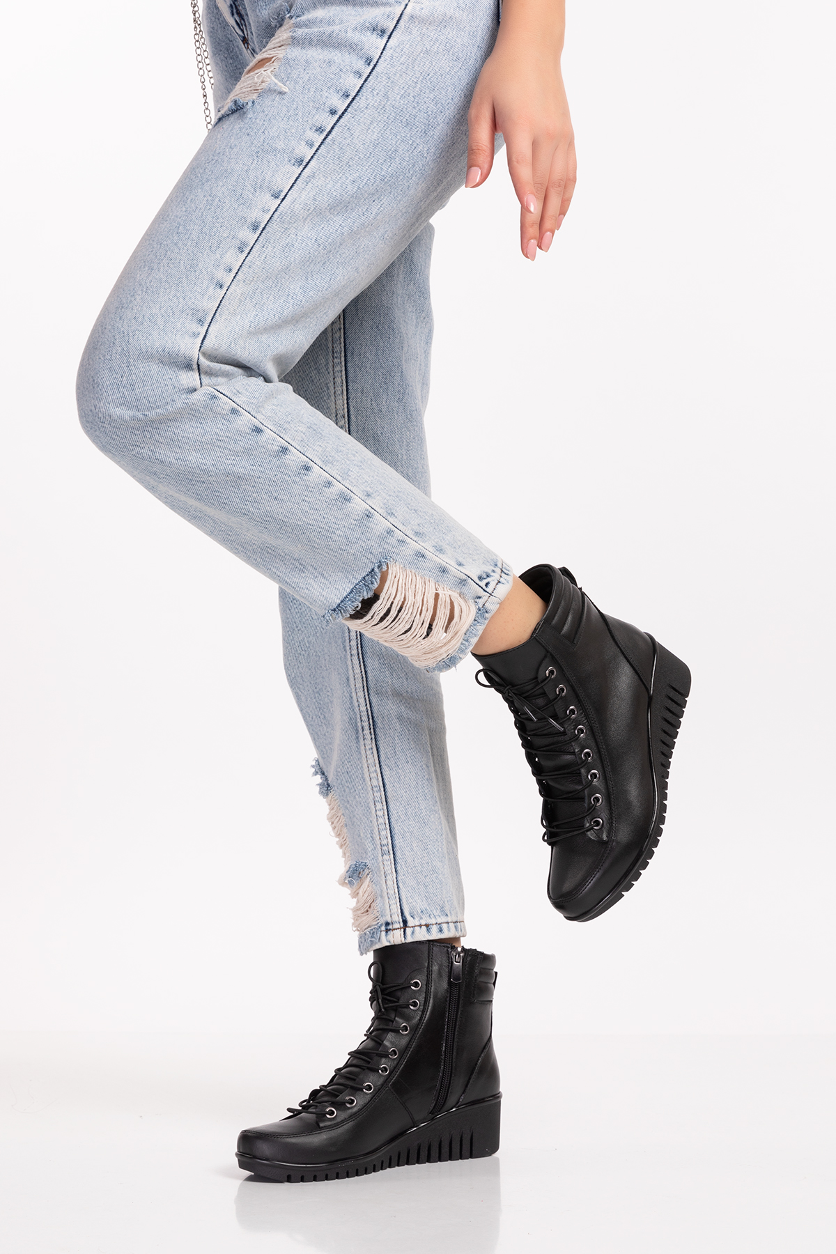 Gondol Kadın Hakiki Deri Kaymaz Dolgu Topuk Fermuarlı Bot esfa.2451 - Görsel 4