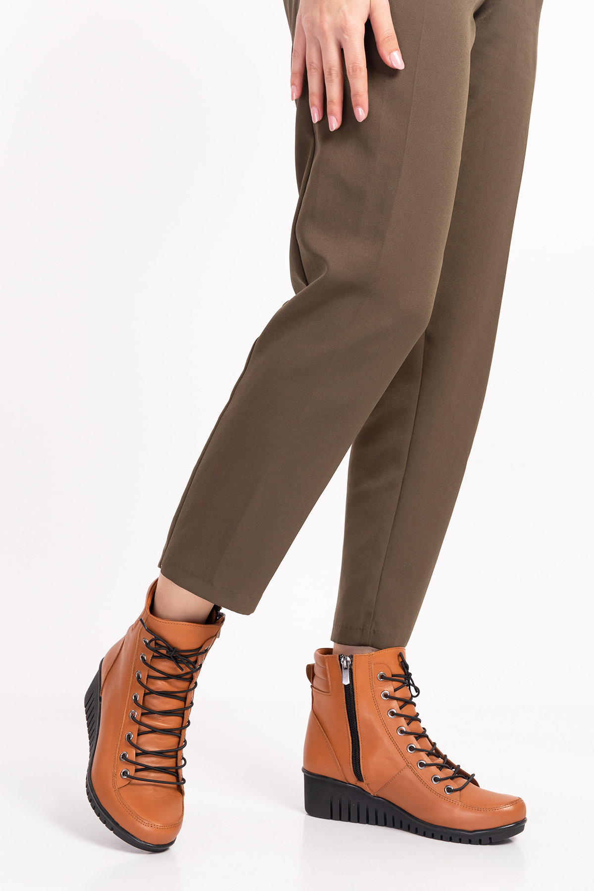 Gondol Kadın Hakiki Deri Kaymaz Dolgu Topuk Fermuarlı Bot esfa.2451 - Görsel 3