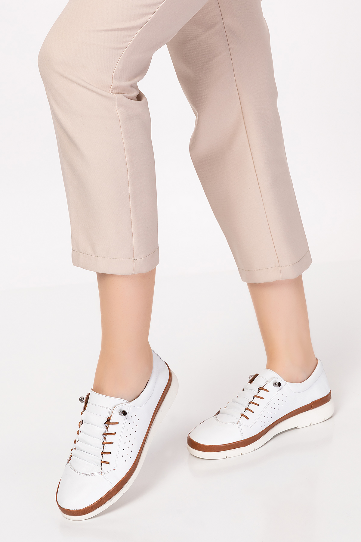 Gondol Kadın Hakiki Deri Lastikli Bağcıklı Rahat Ayakkabı Pyt.2120 - Görsel 5