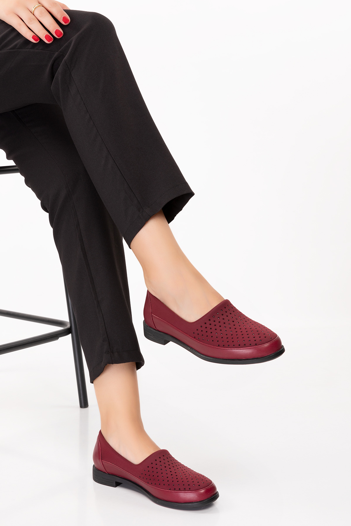 Gondol Hakiki Deri Üzeri Strecli Taş Detaylı Günlük Ayakkabı vdt.194 - Görsel 2