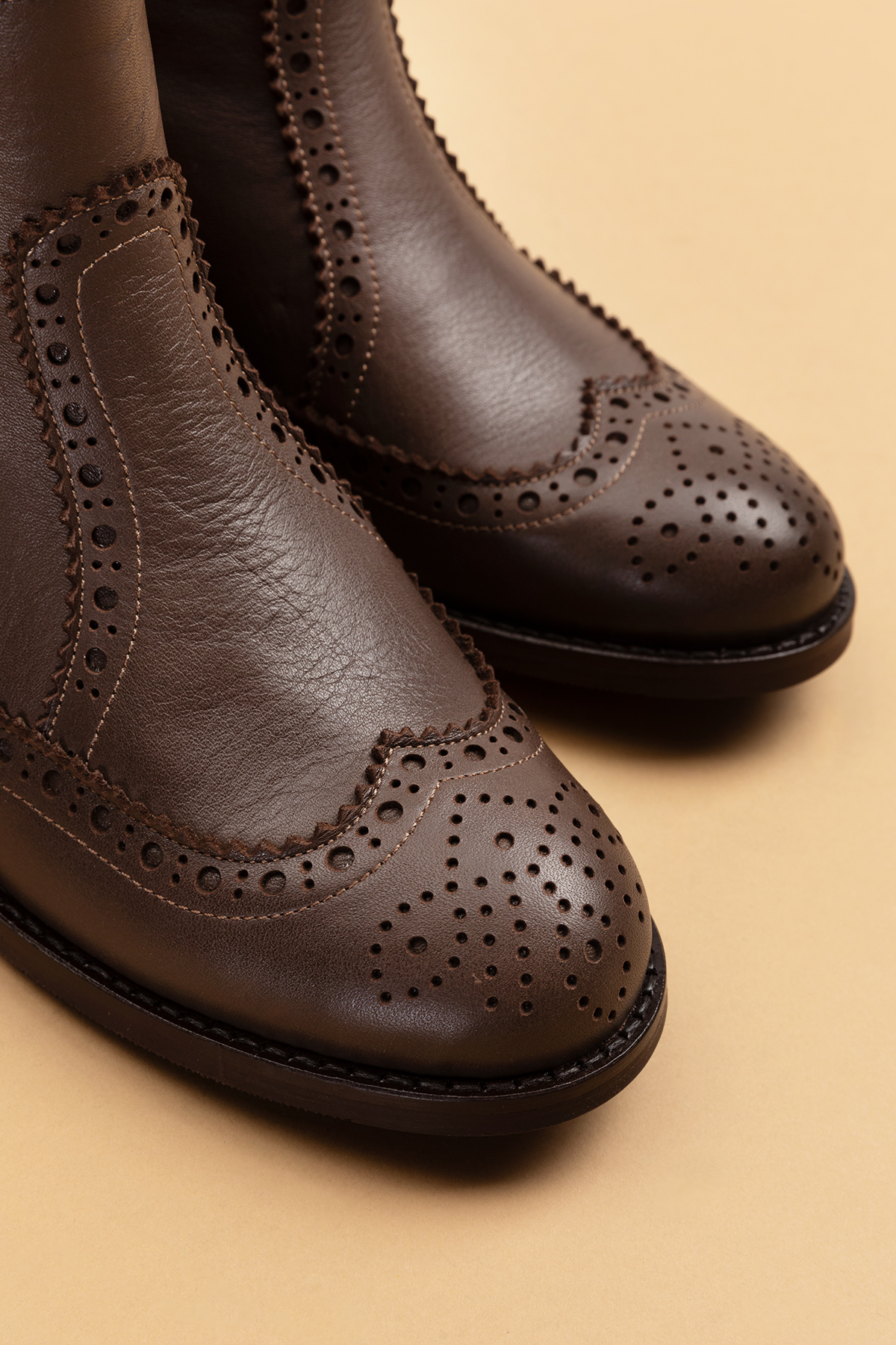 Gondol Hakiki Deri Kısa Topuklu Taz Bot ell.3792 - Görsel 3