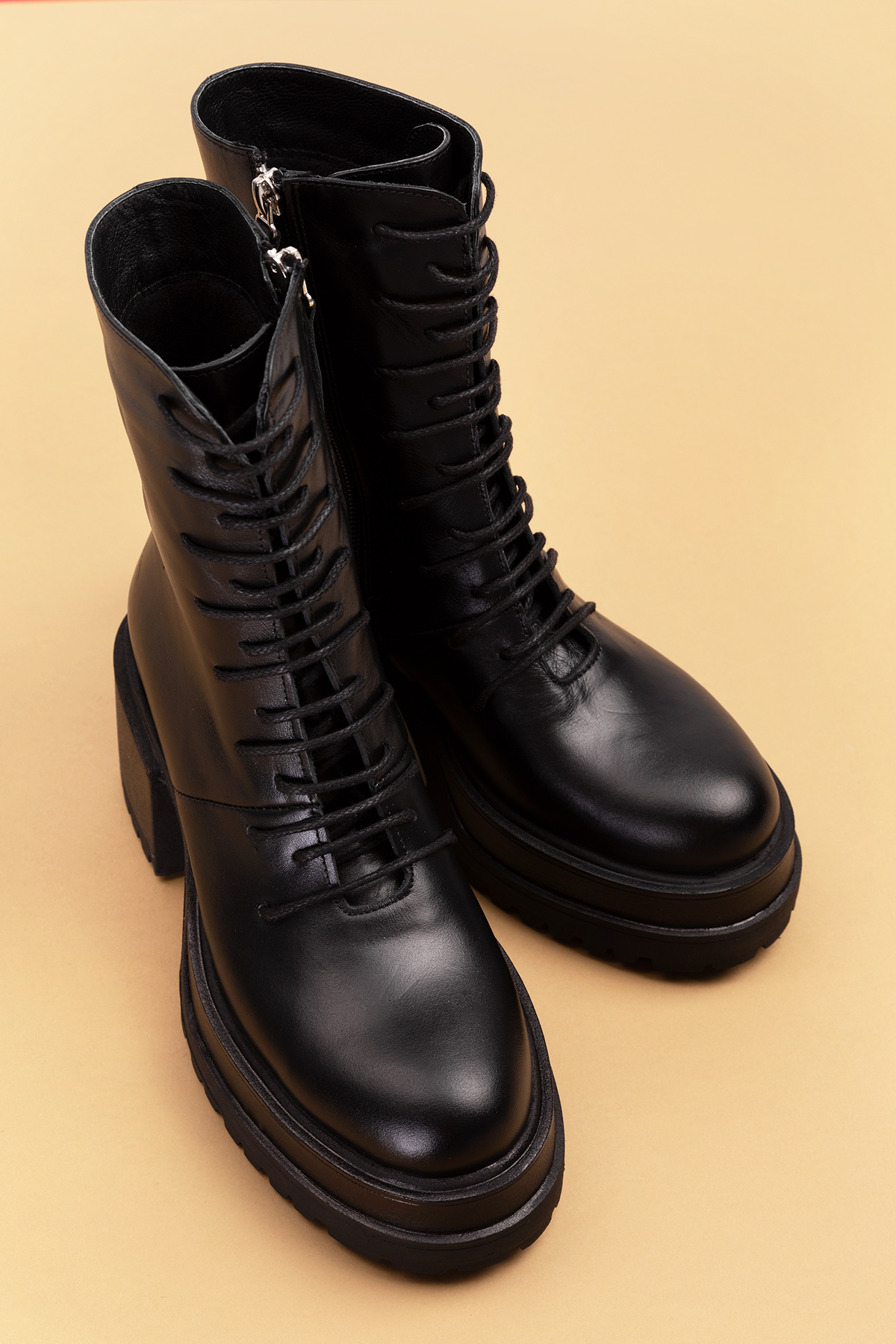 Gondol Kadın Hakiki Deri Kalın Topuklu Bağcıklı Fermuarlı Bot rg.88191 - Görsel 9