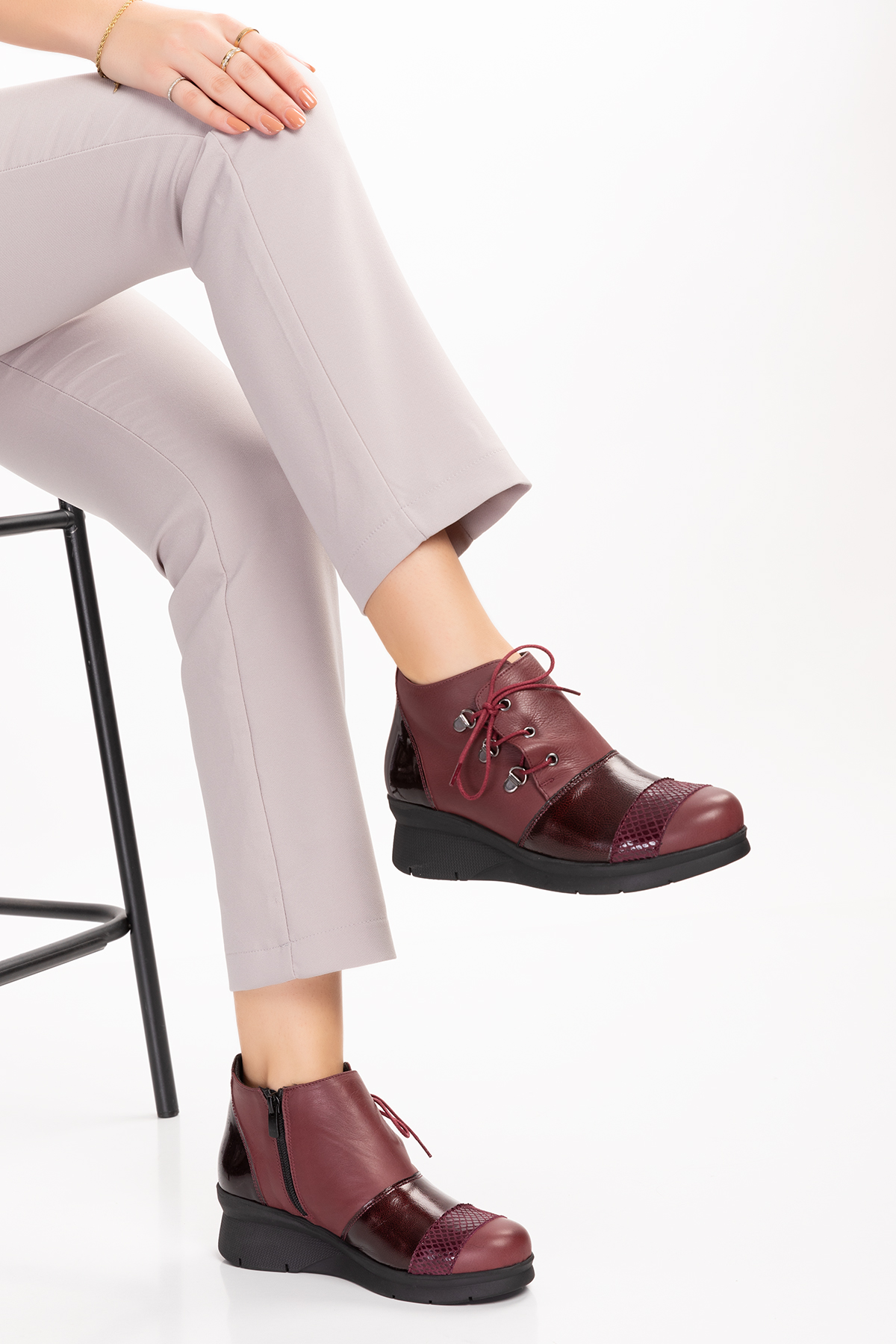 Gondol Kadın Hakiki Deri parlak Rugan Detaylı Rahat Bot ell.7141 - Görsel 7