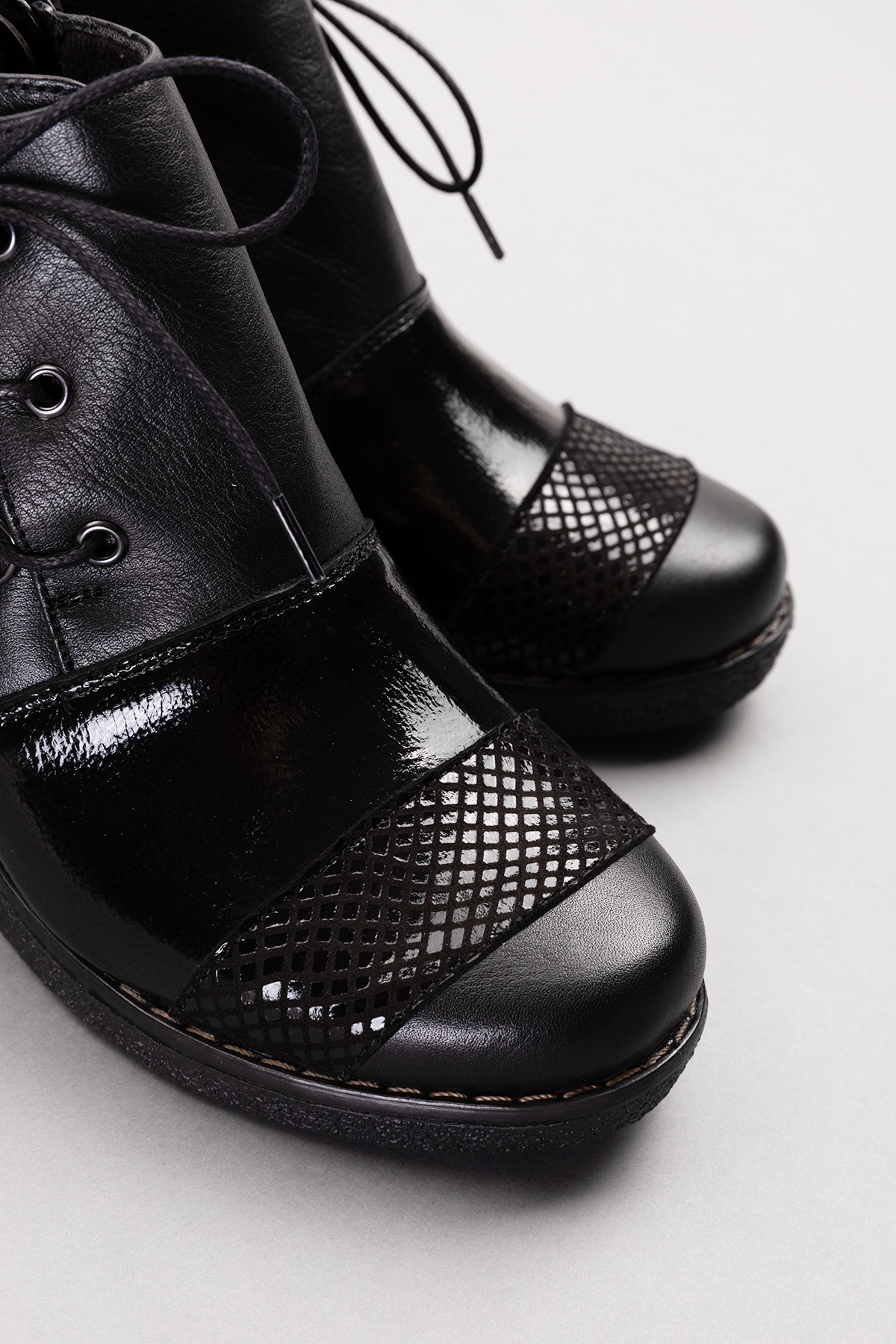 Gondol Kadın Hakiki Deri parlak Rugan Detaylı Rahat Bot ell.7141 - Görsel 7