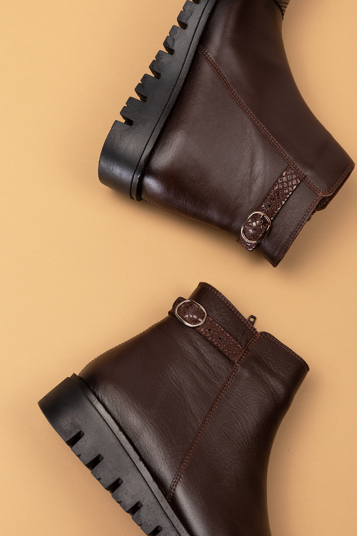 Gondol Kadın Hakiki Deri Petek Detaylı Bot elnr.1450 - Görsel 3