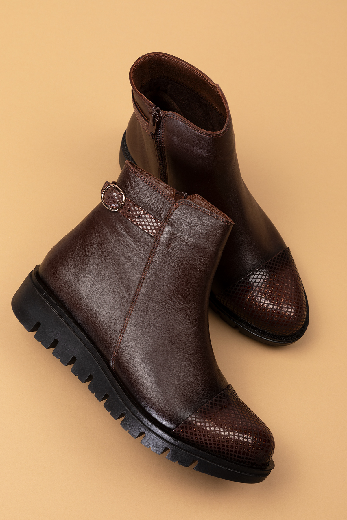 Gondol Kadın Hakiki Deri Petek Detaylı Bot elnr.1450 - Görsel 8