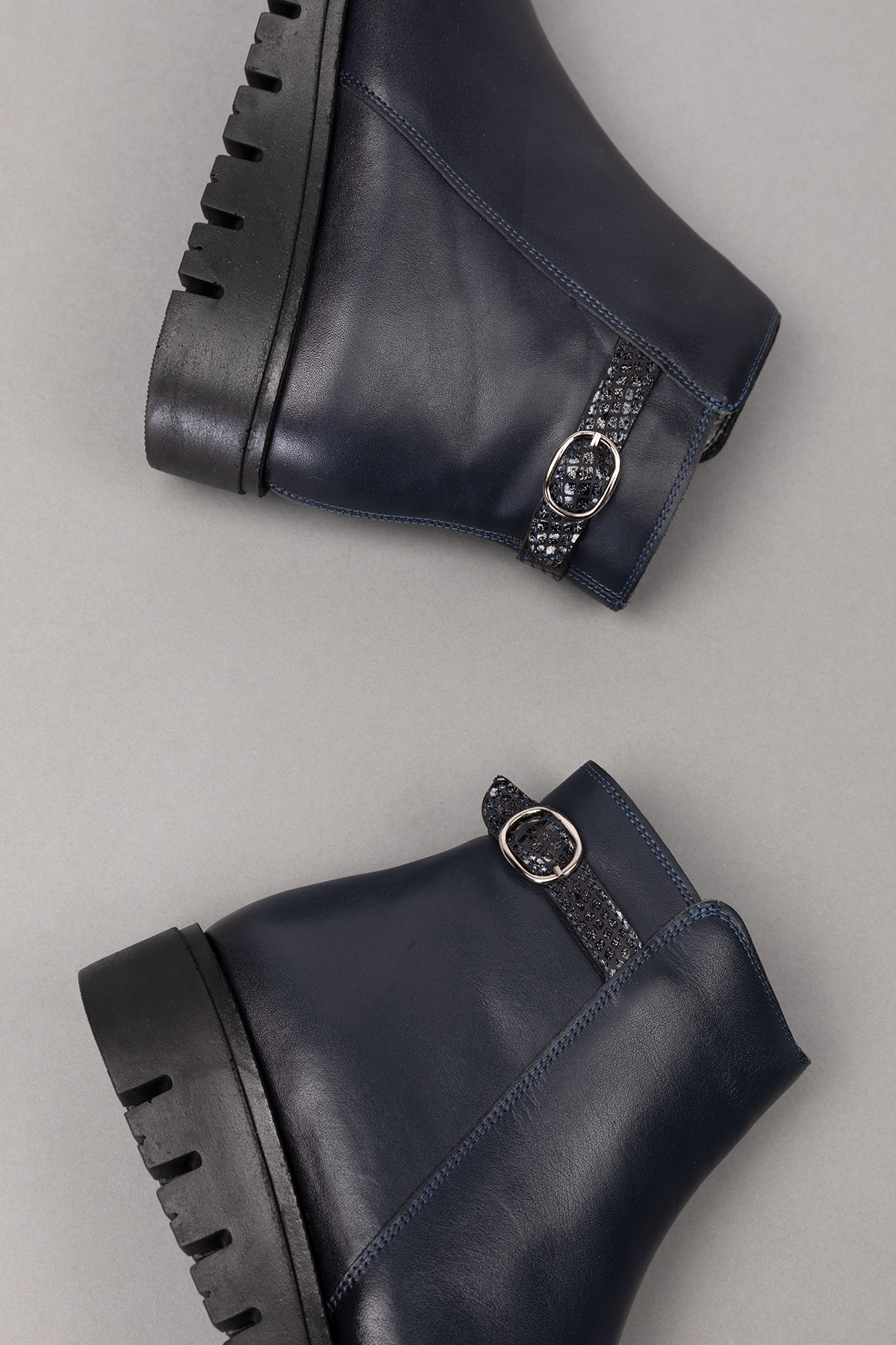 Gondol Kadın Hakiki Deri Petek Detaylı Bot elnr.1450 - Görsel 3