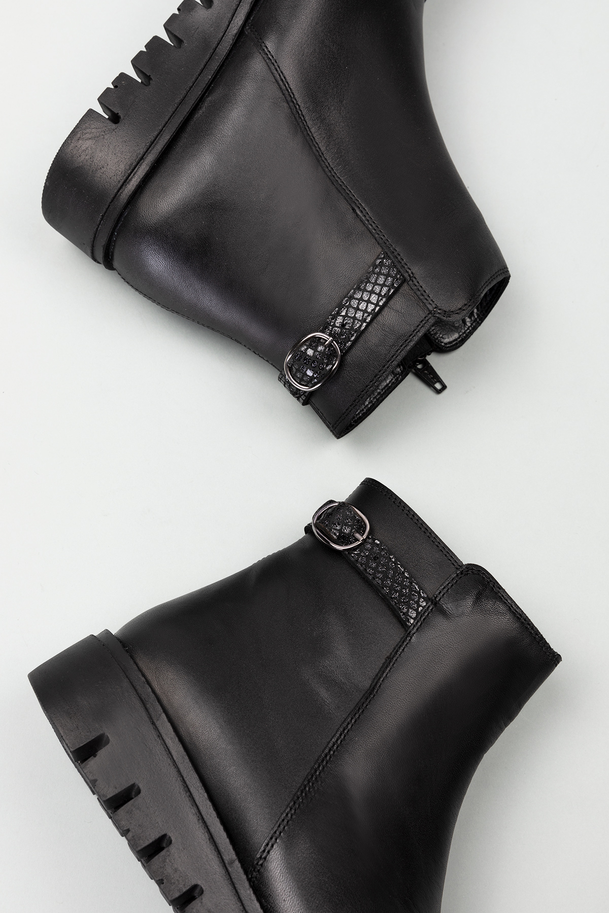 Gondol Kadın Hakiki Deri Petek Detaylı Bot elnr.1450 - Görsel 9