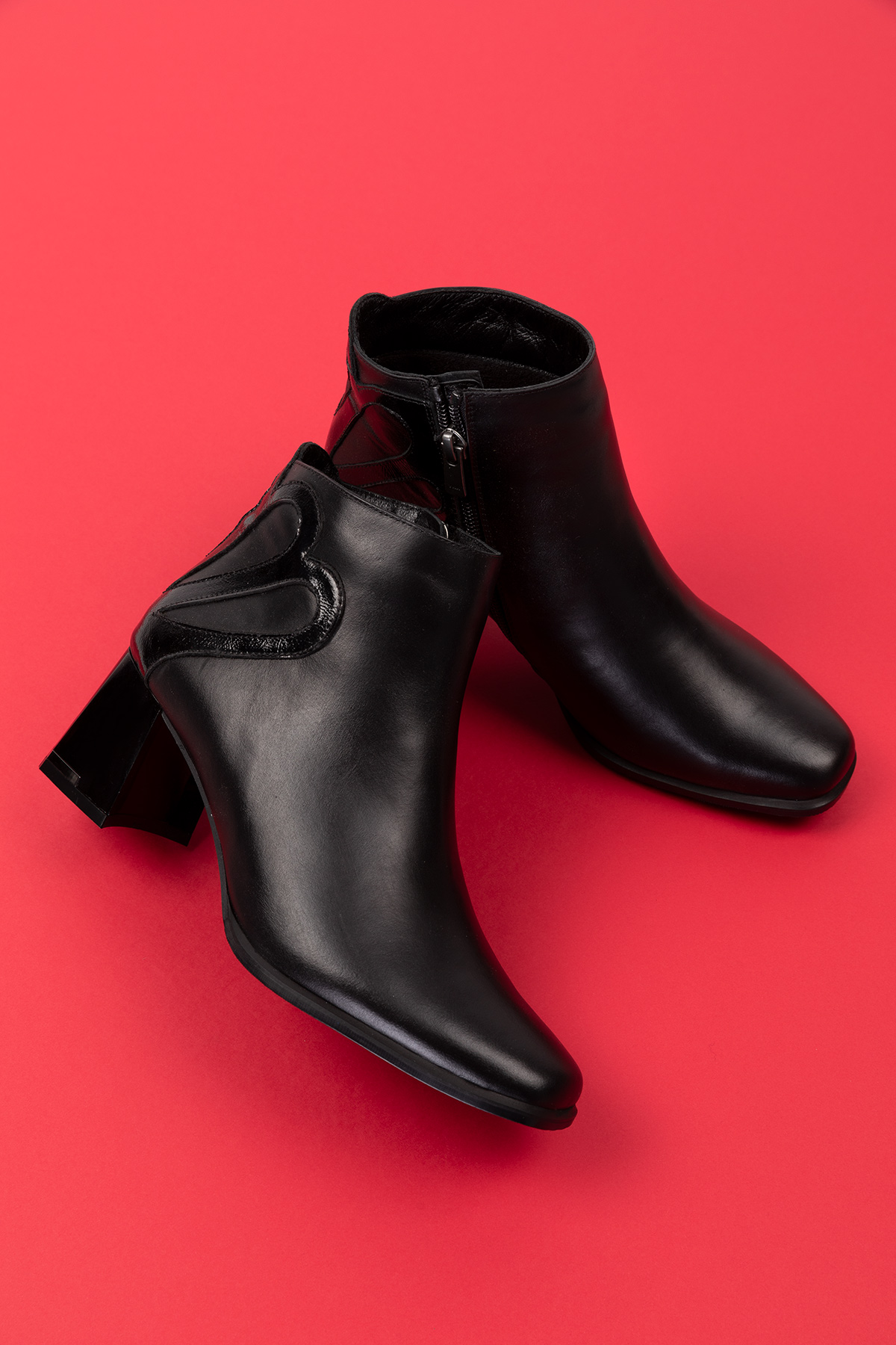 Gondol Kadın Hakiki Deri Rugan Detay Orta Boy Topuk Bot Ast.102 - Görsel 4