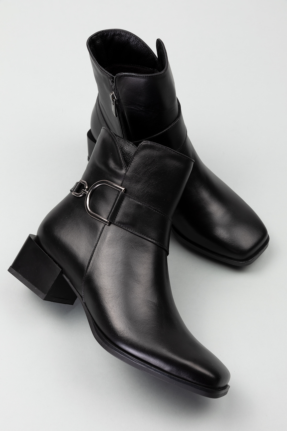 Gondol Kadın Hakiki Deri Toka Detay Orta Boy Topuk Bot Ast.5004 - Görsel 3