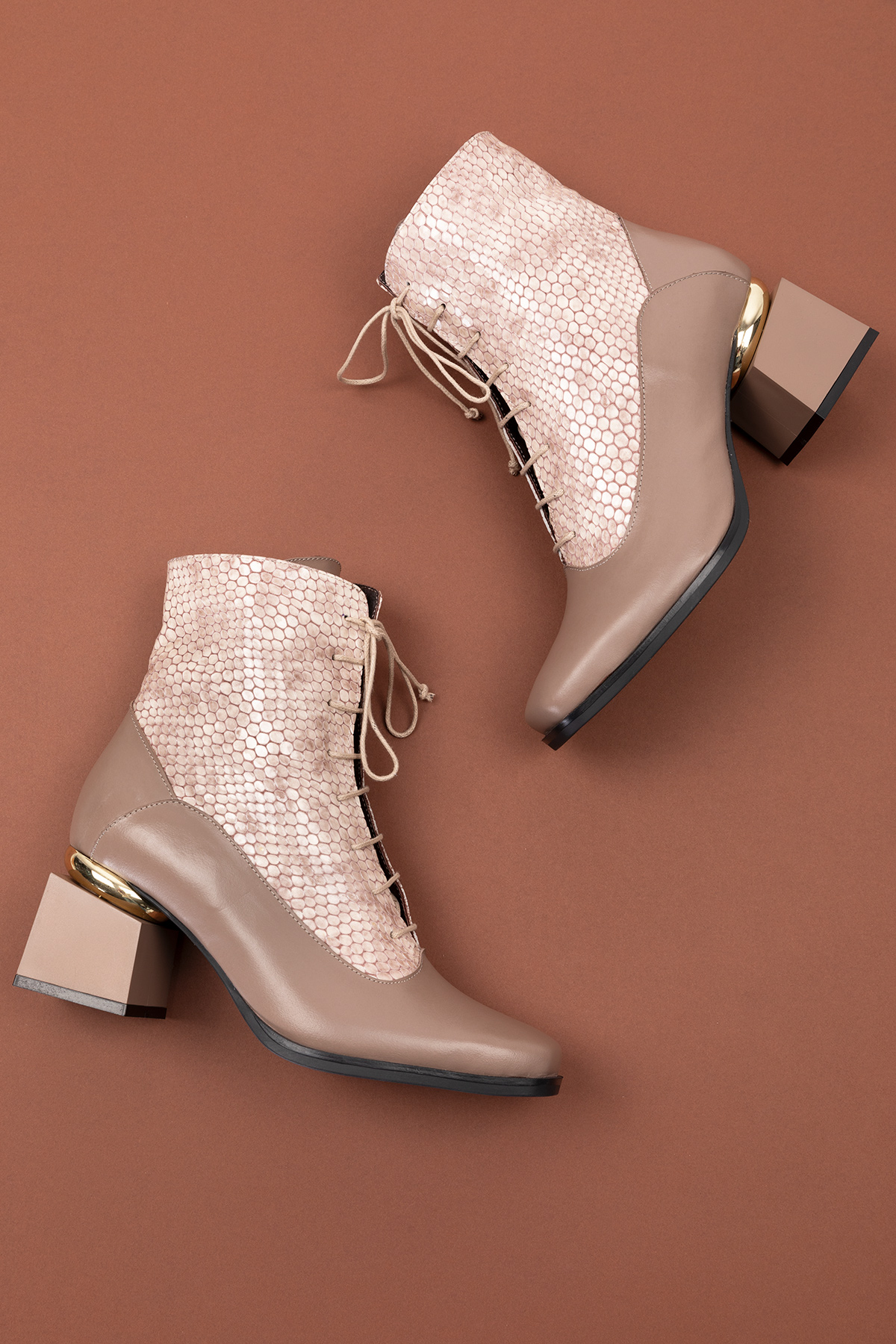 Gondol Kadın Hakiki Deri Yılan Detaylı Orta Boy Topuk Bot Ast.506 - Görsel 7