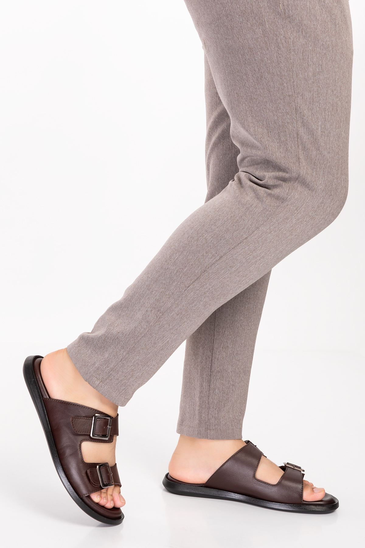 Gondol Erkek Hakiki Deri Günlük Klasik Tokalı Terlik esm.610 - Görsel 4