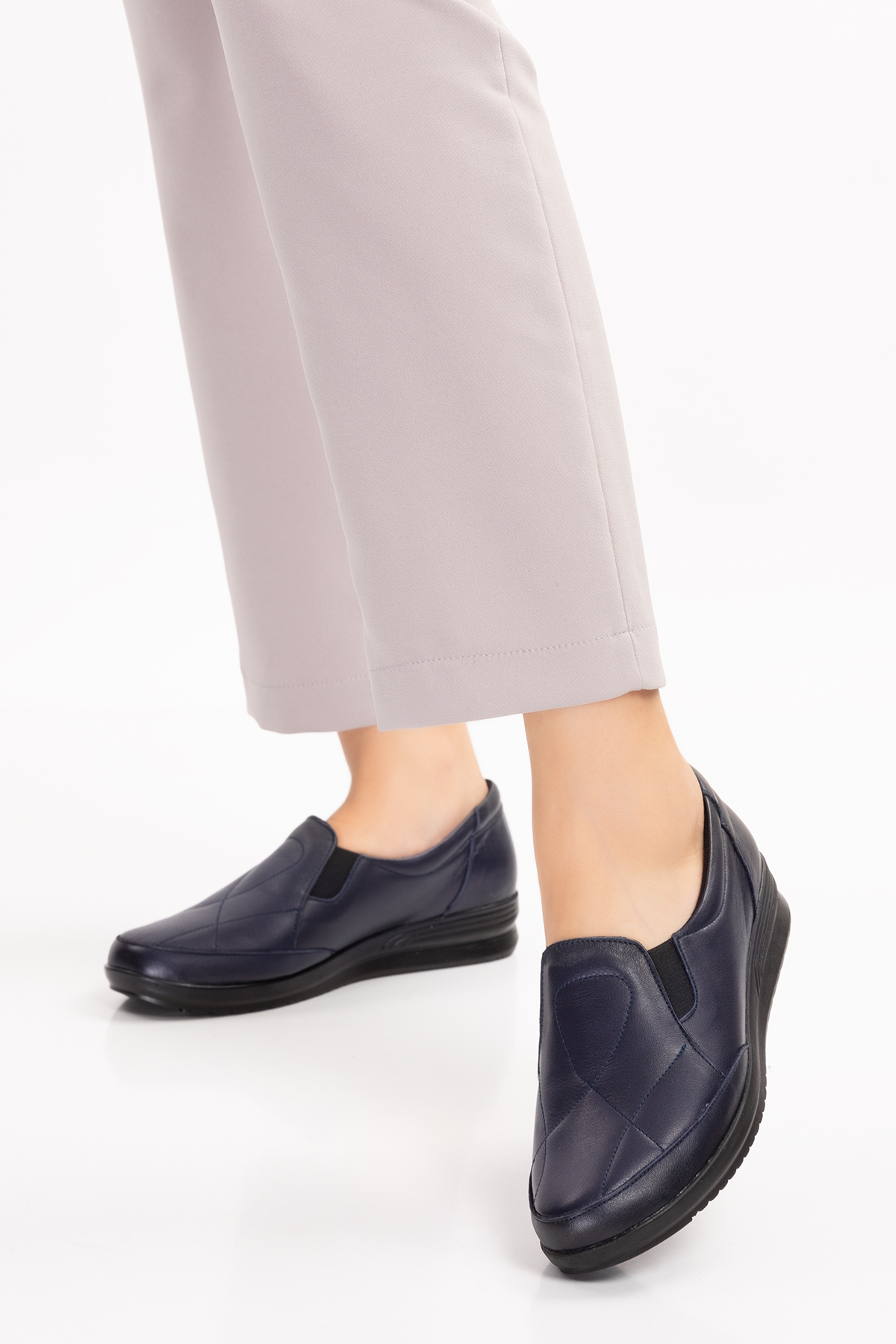 Gondol Kadın Hakiki Deri Anatomik Yumuşak Taban Günlük Ayakkabı pyt.1213 - Görsel 2