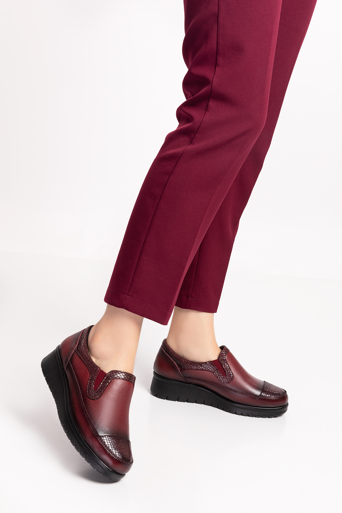 Gondol Hakiki Deri Sim Detaylı Anatomik Ayakkabı elnr.5757 - Görsel 3