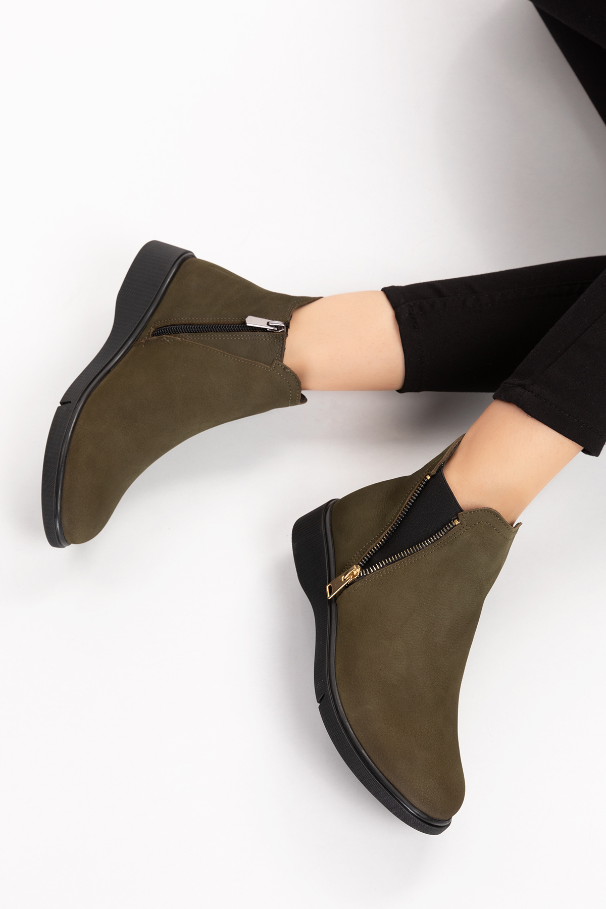 Gondol Hakiki Deri Nubuk Fermuarlı Günlük Bot esfa.3539 - Görsel 3