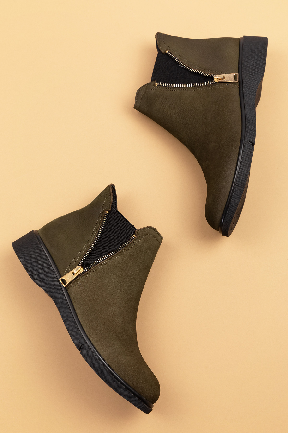 Gondol Hakiki Deri Nubuk Fermuarlı Günlük Bot esfa.3539 - Görsel 4