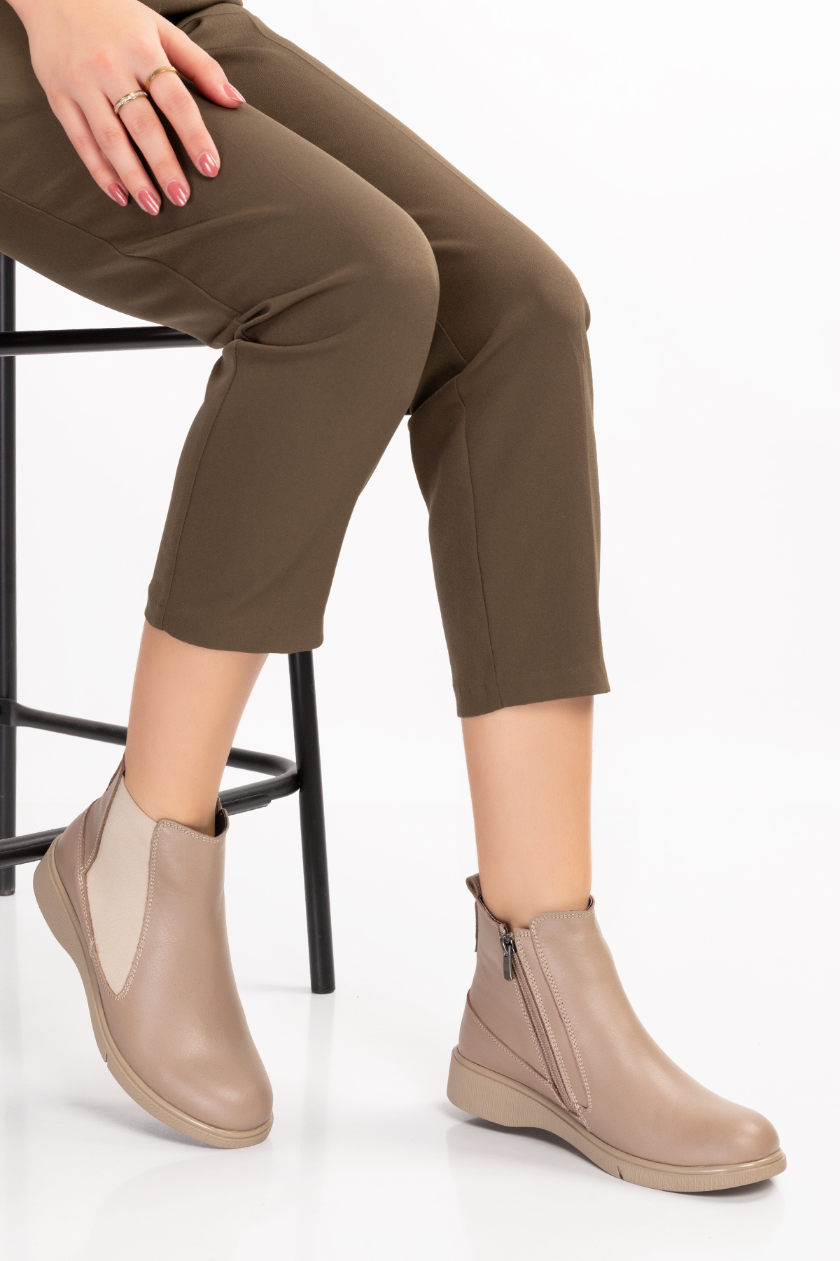 Gondol Hakiki Deri Yanları Lastikli Fermuarlı Günlük Bot esfa.6043 - Görsel 8