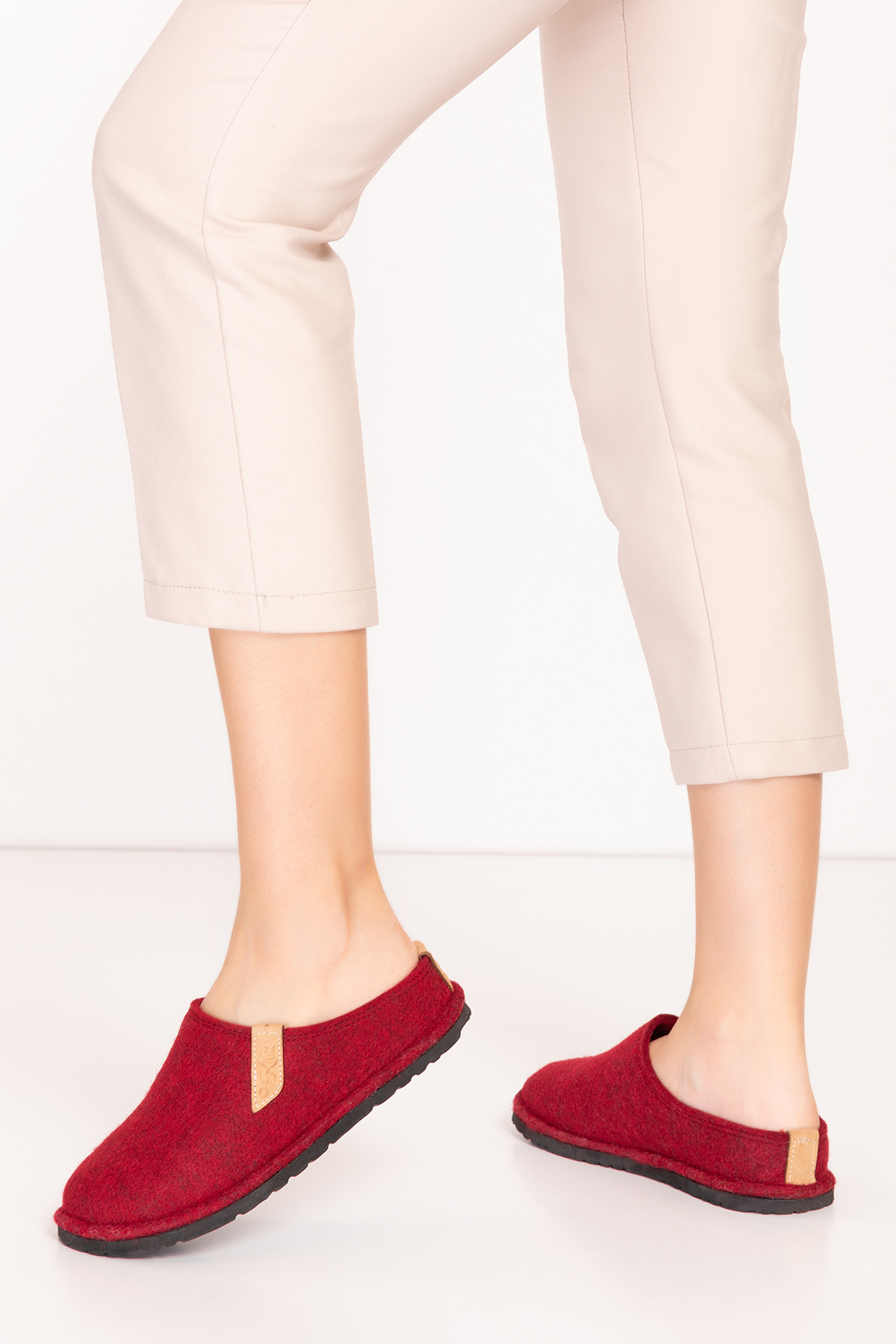 GONDOL İÇİ DIŞI KEÇE RAHAT VE HAFİF EV TERLİĞİ EV.320 - Görsel 4