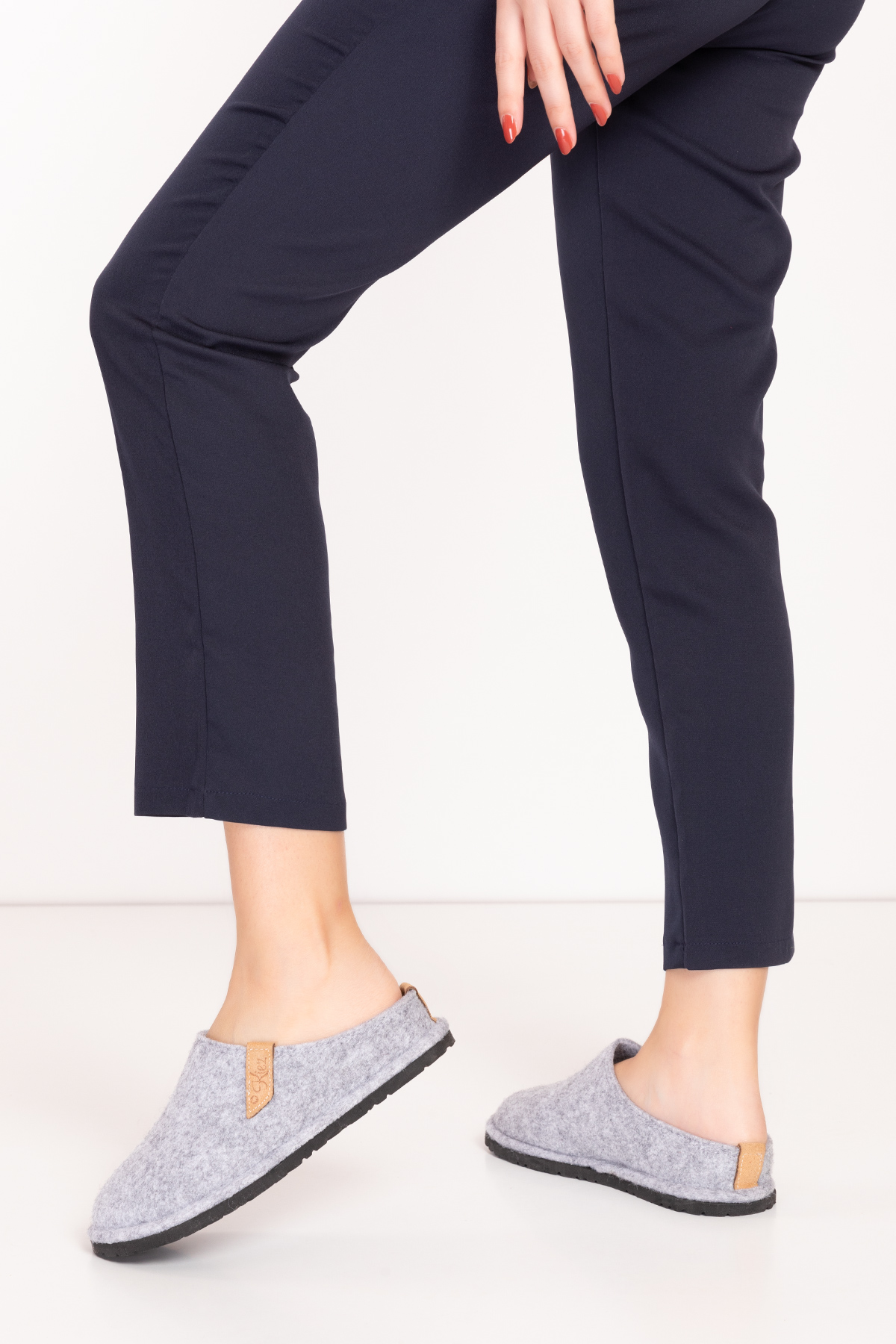 GONDOL İÇİ DIŞI KEÇE RAHAT VE HAFİF EV TERLİĞİ EV.320 - Görsel 4