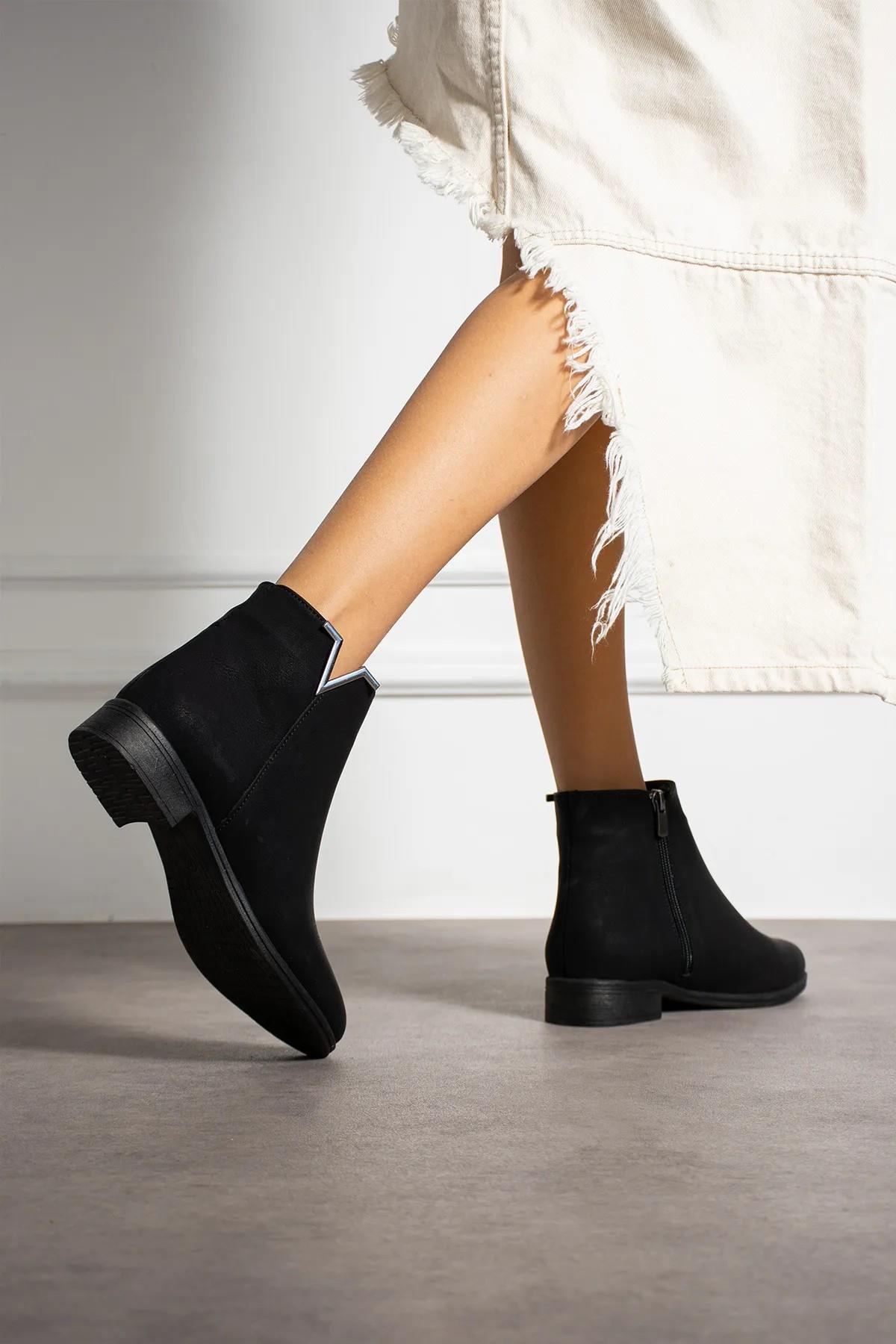 4281 Rahat Esnek Toka Detaylı Sıcak Astar Kadın Bot - Görsel 4