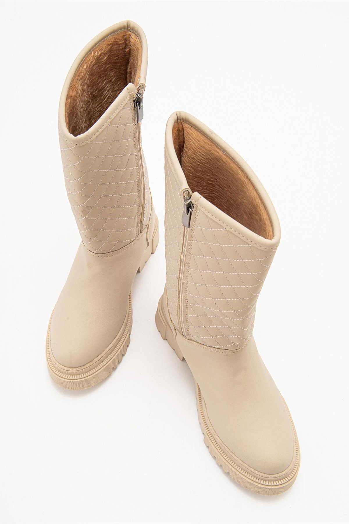 Kaydırmaz Kapitoneli Kadın Çizme KREM ZÜMRÜT - Görsel 6