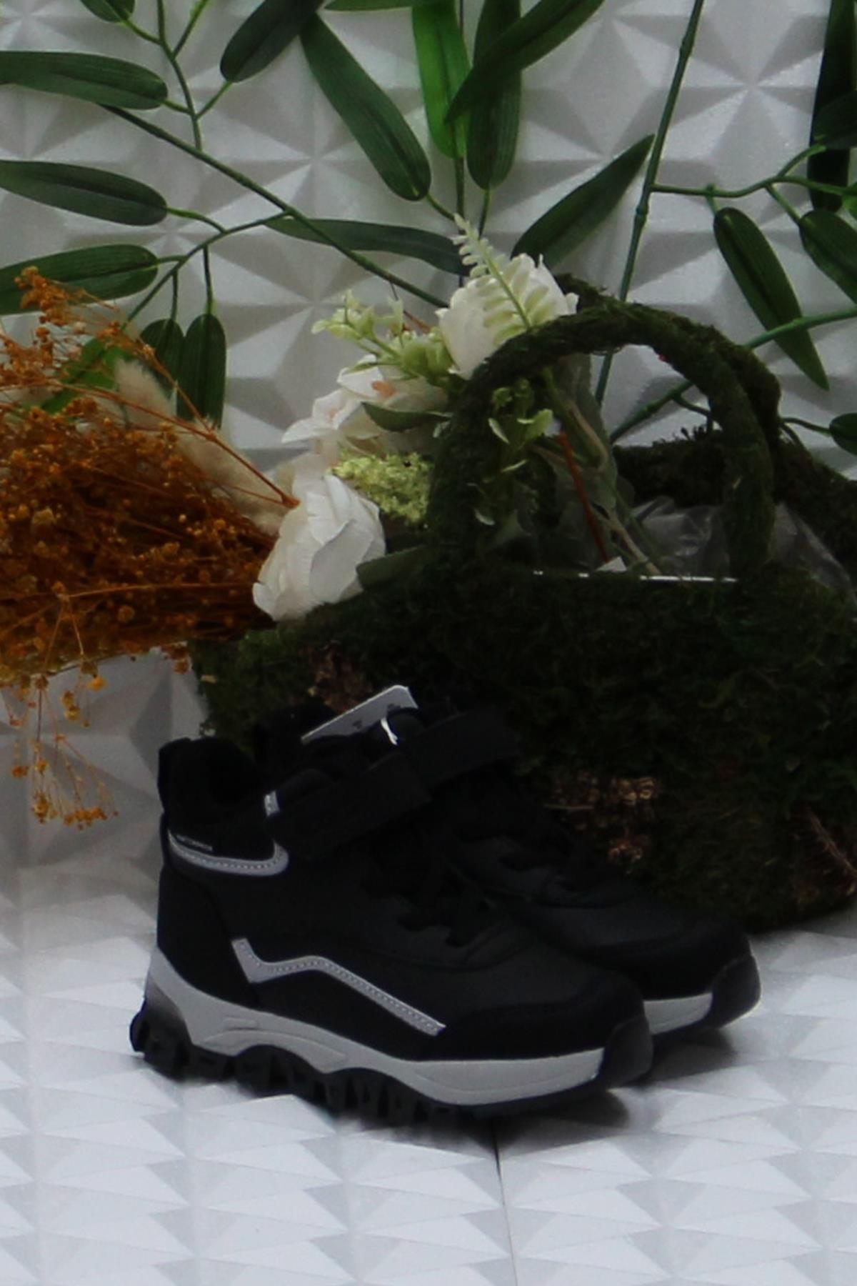 Cool Goro Rahat Kaymaz Taban Erkek Çocuk Bot - Görsel 2