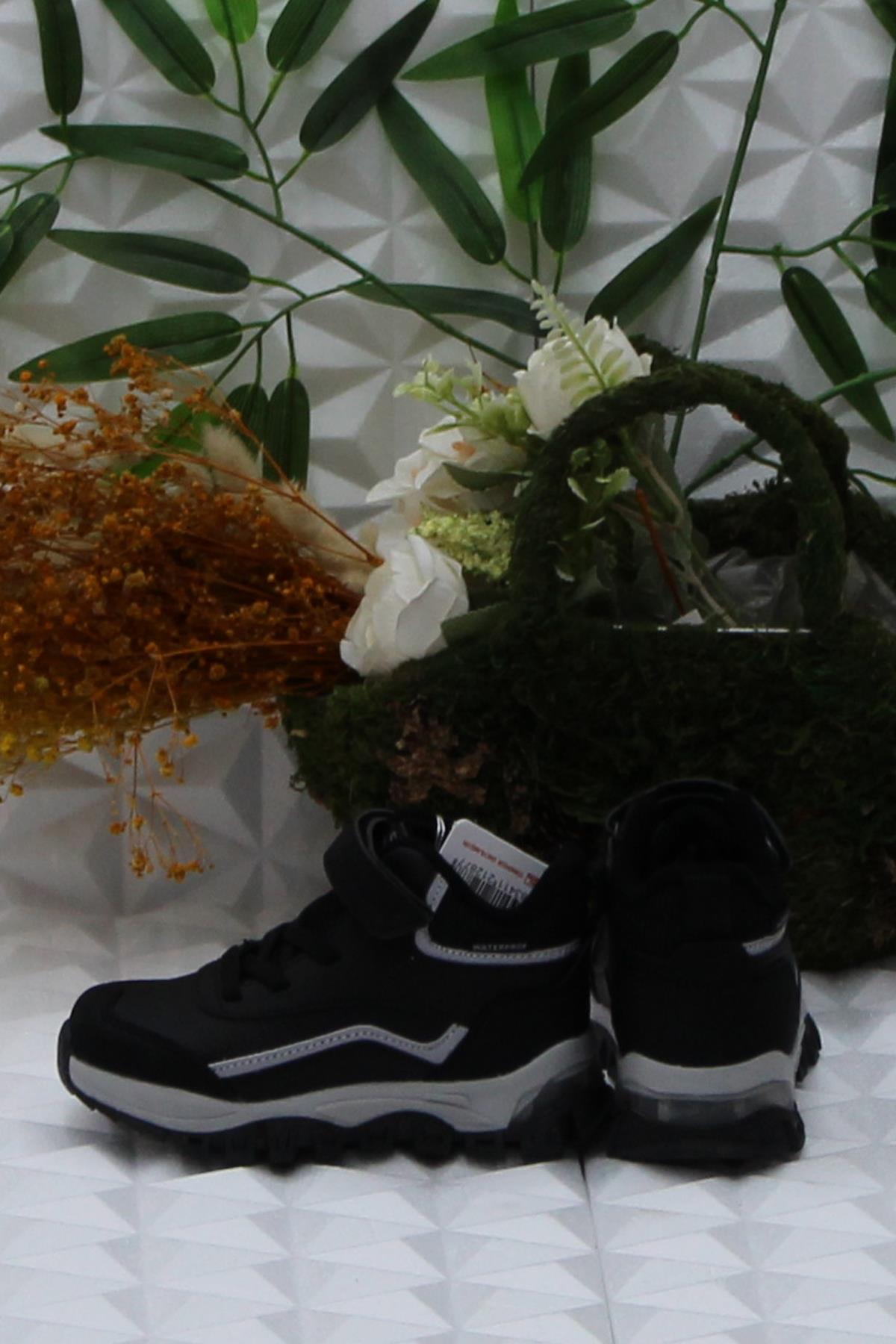 Cool Goro Rahat Kaymaz Taban Erkek Çocuk Bot - Görsel 5